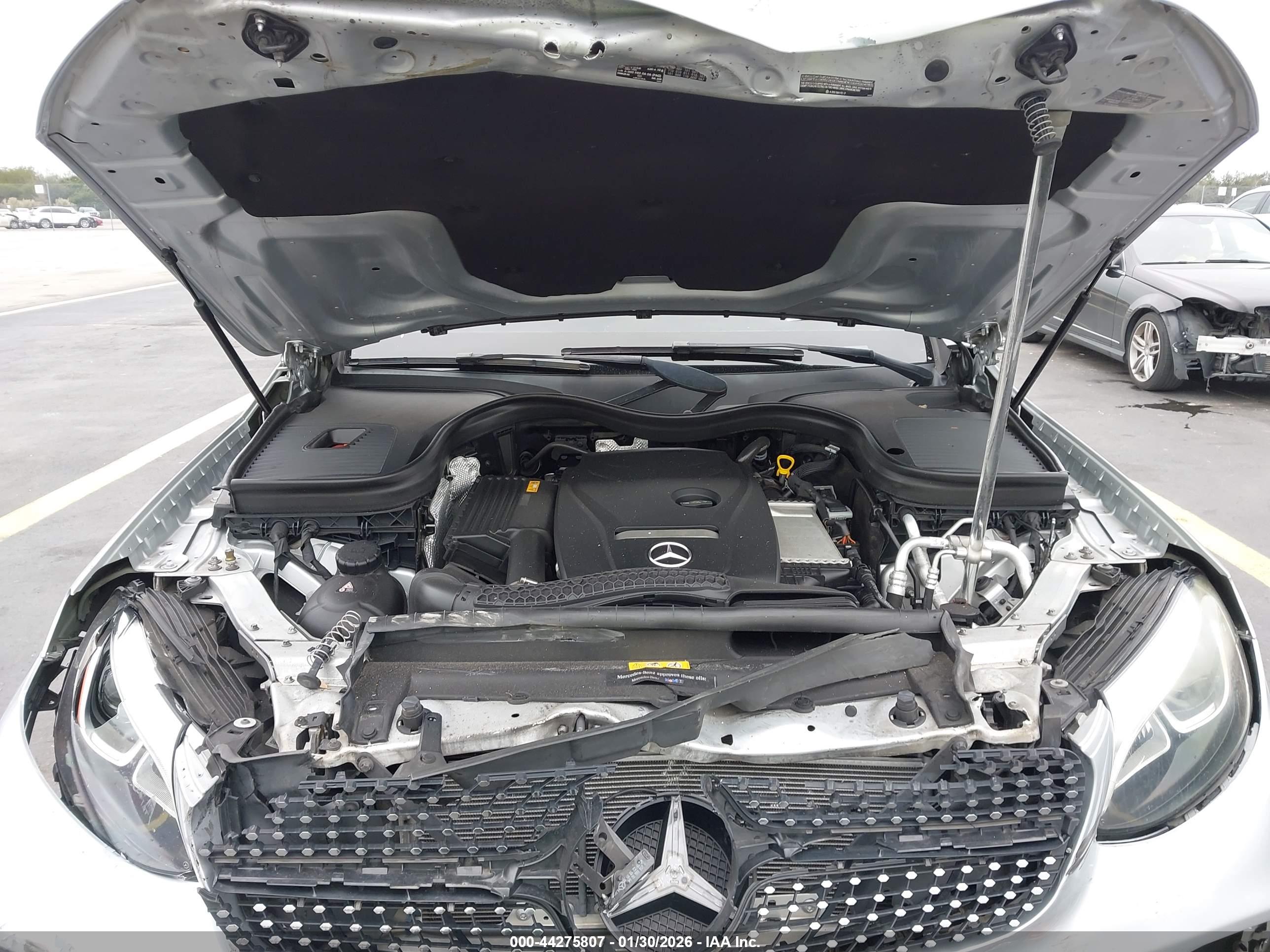 MERCEDES-BENZ GLC image 10