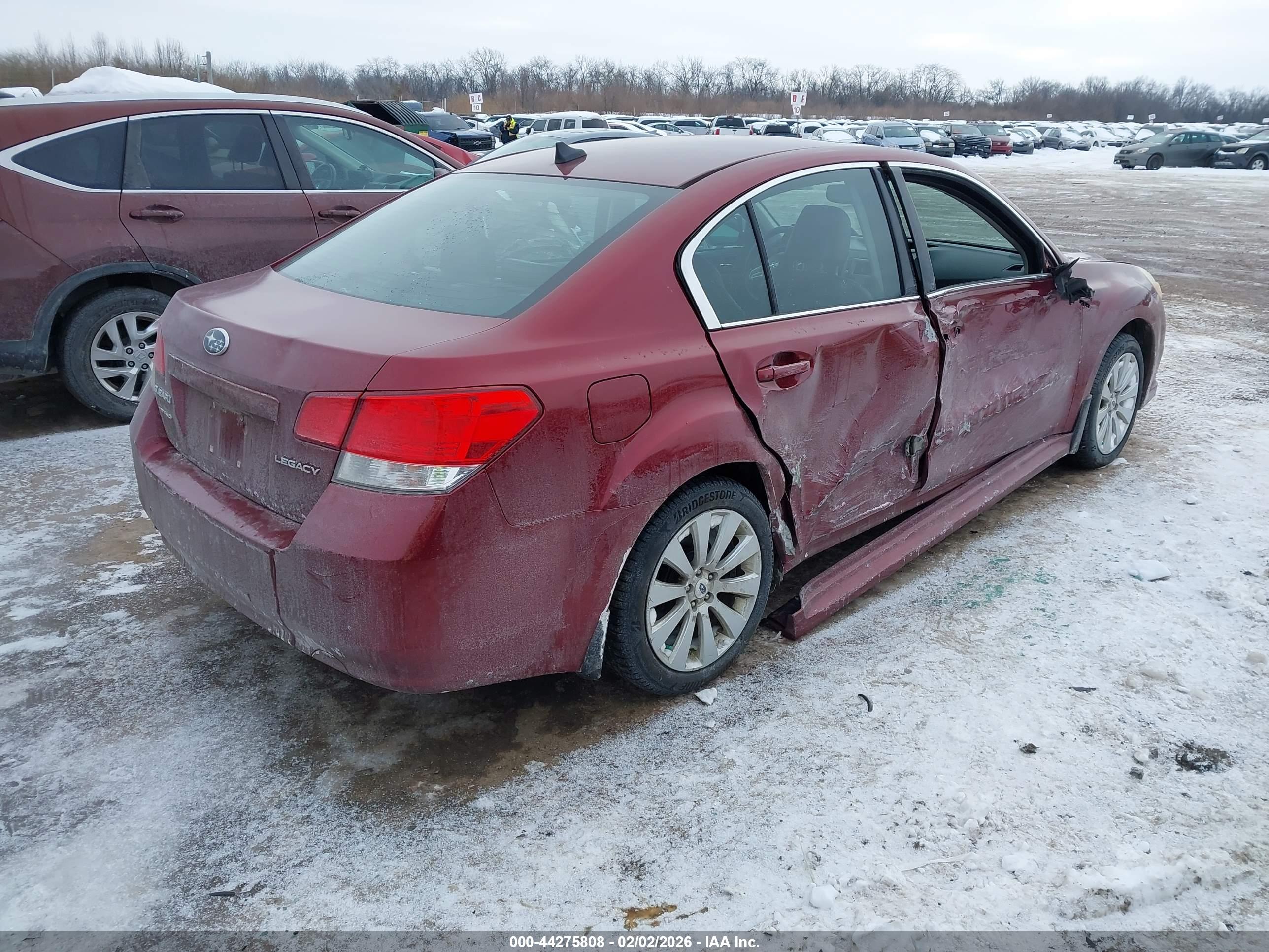 SUBARU LEGACY image 4