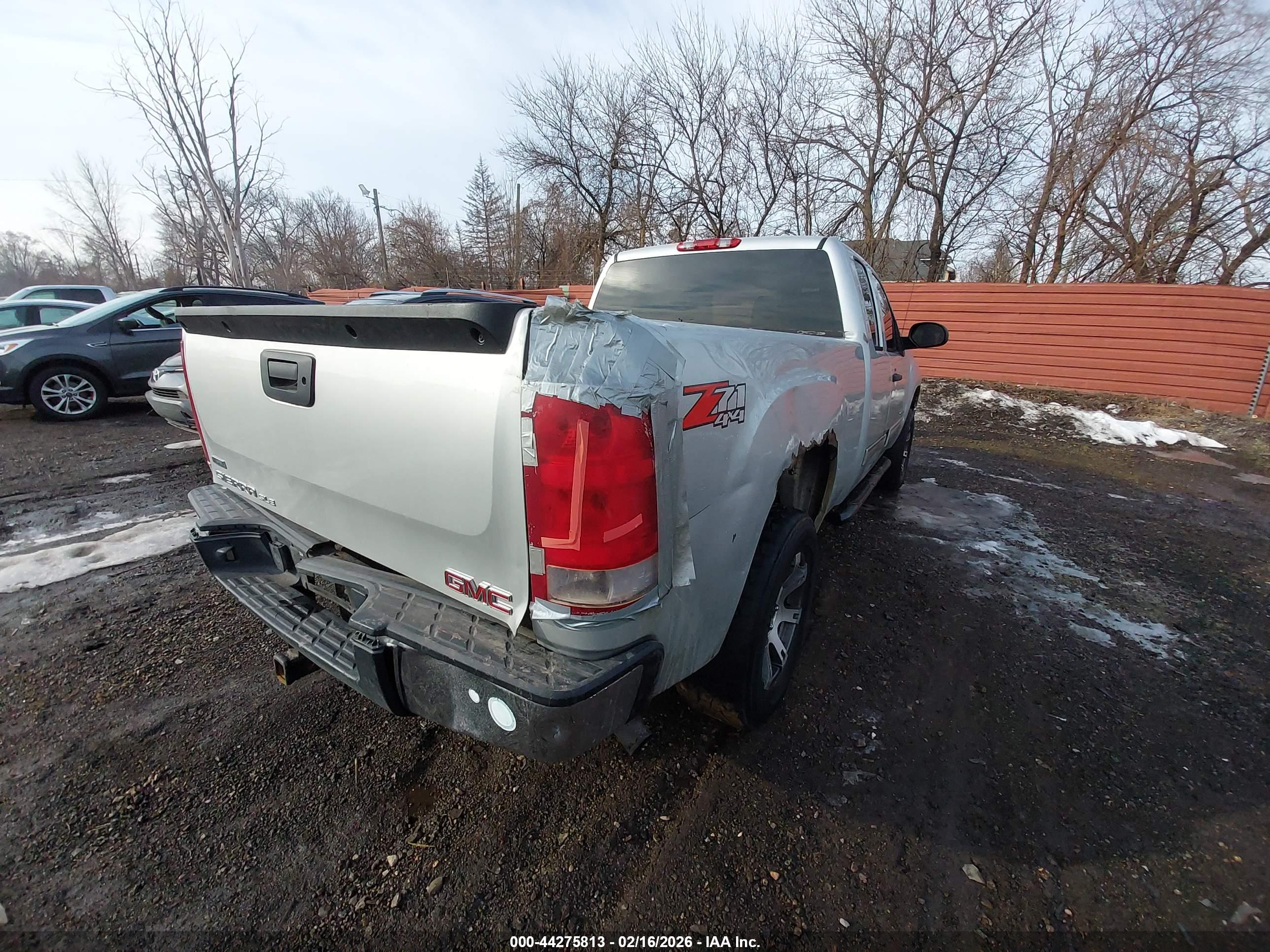 GMC SIERRA image 4