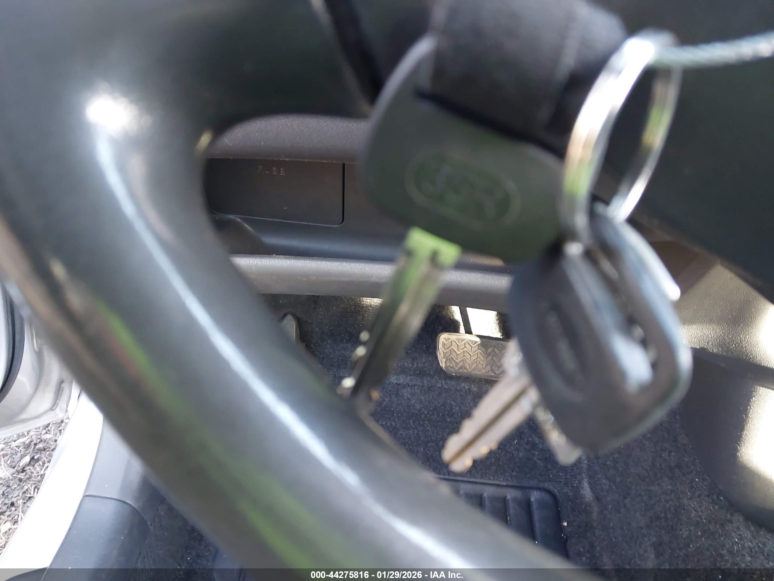 TOYOTA ECHO image 11