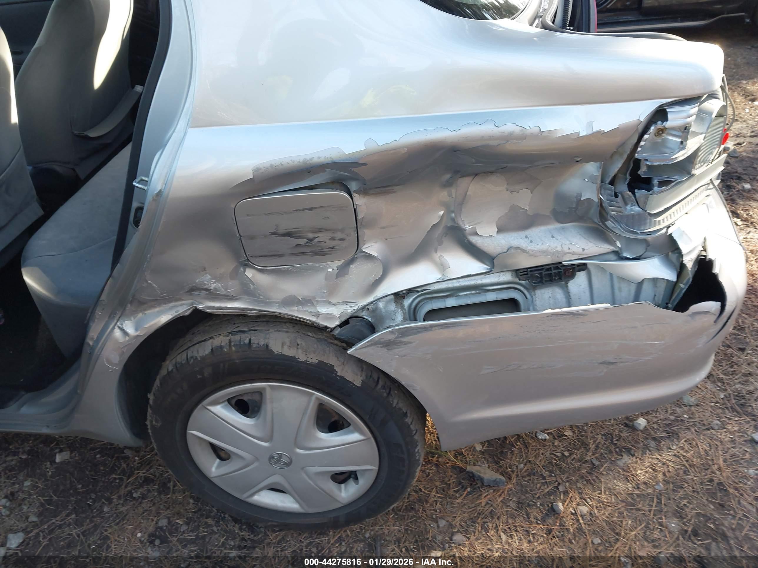 TOYOTA ECHO image 6