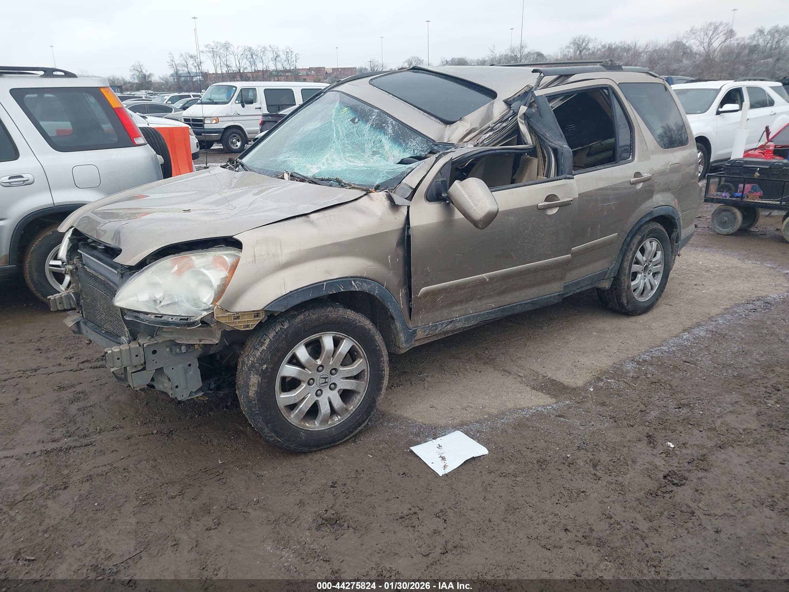HONDA CR-V image 2