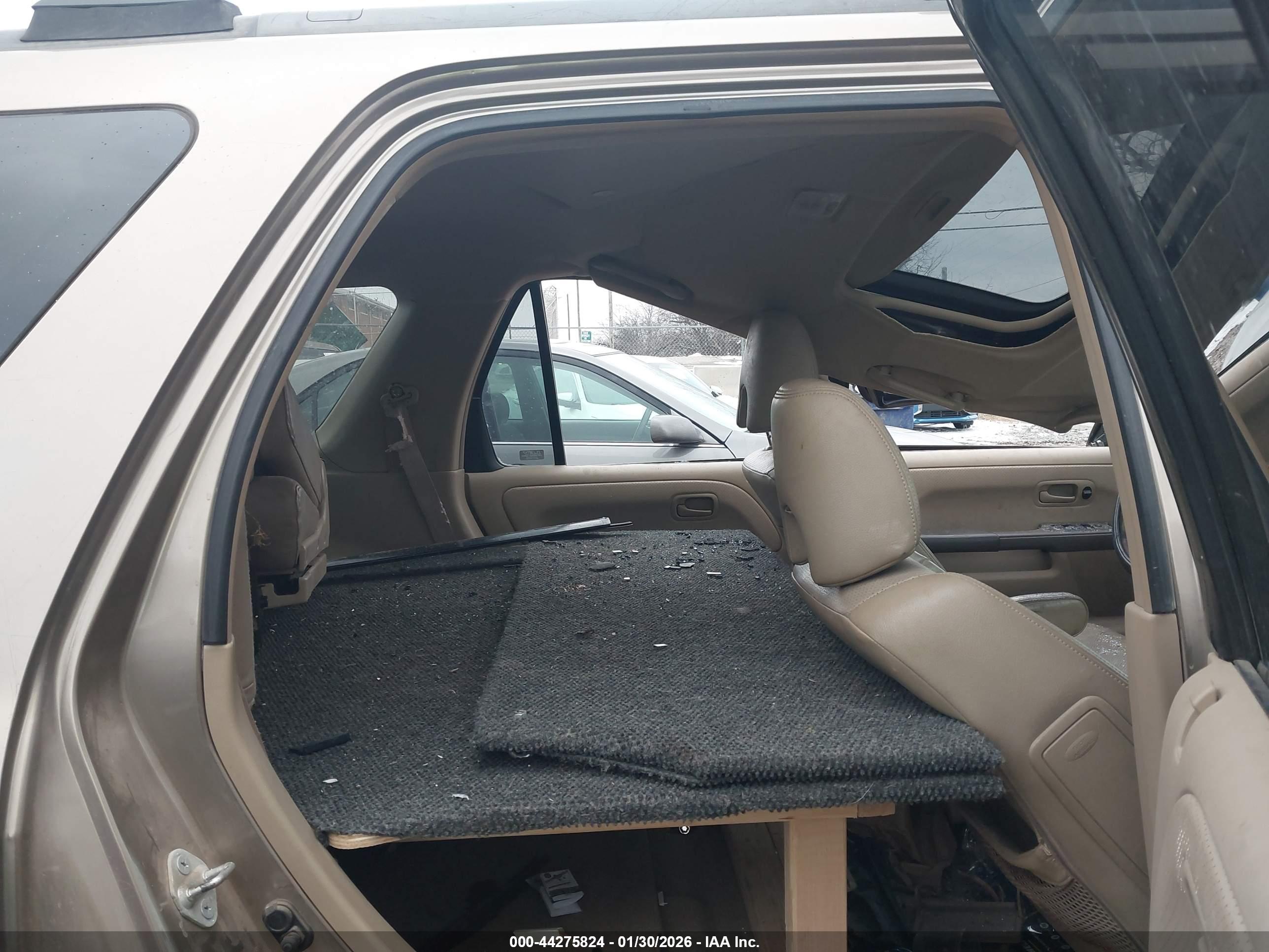 HONDA CR-V image 8