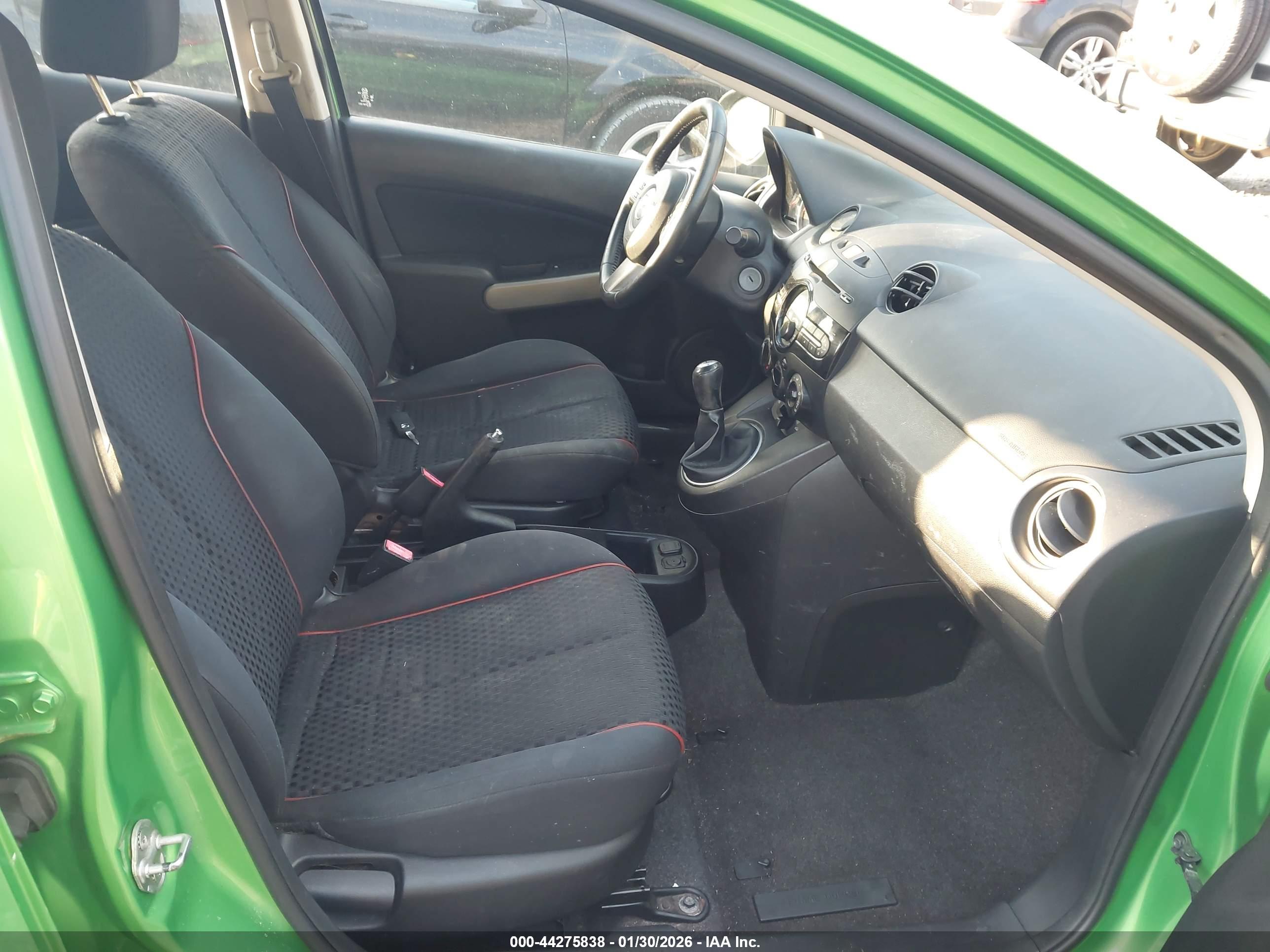 MAZDA MAZDA2 image 5