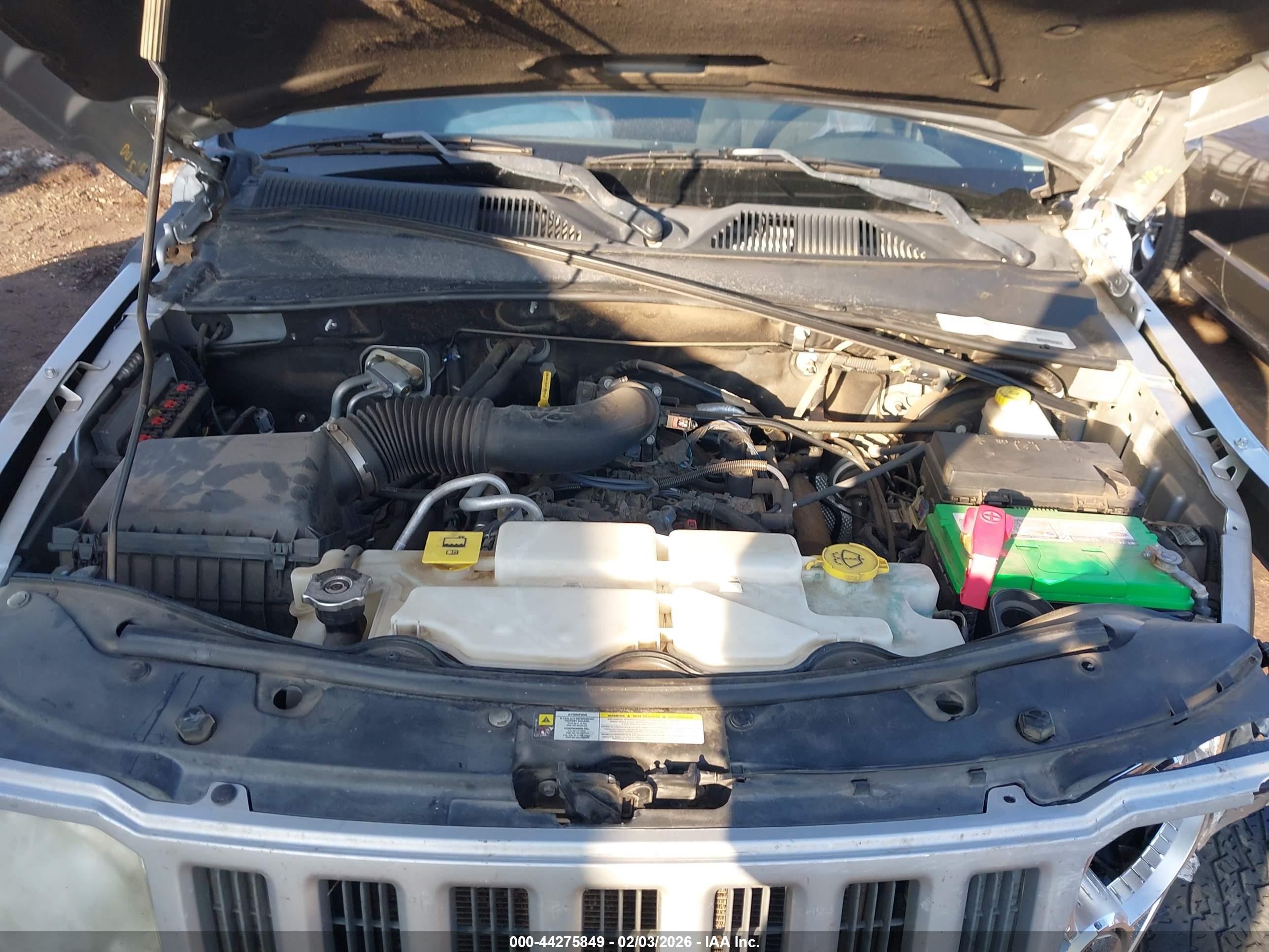 JEEP LIBERTY image 10