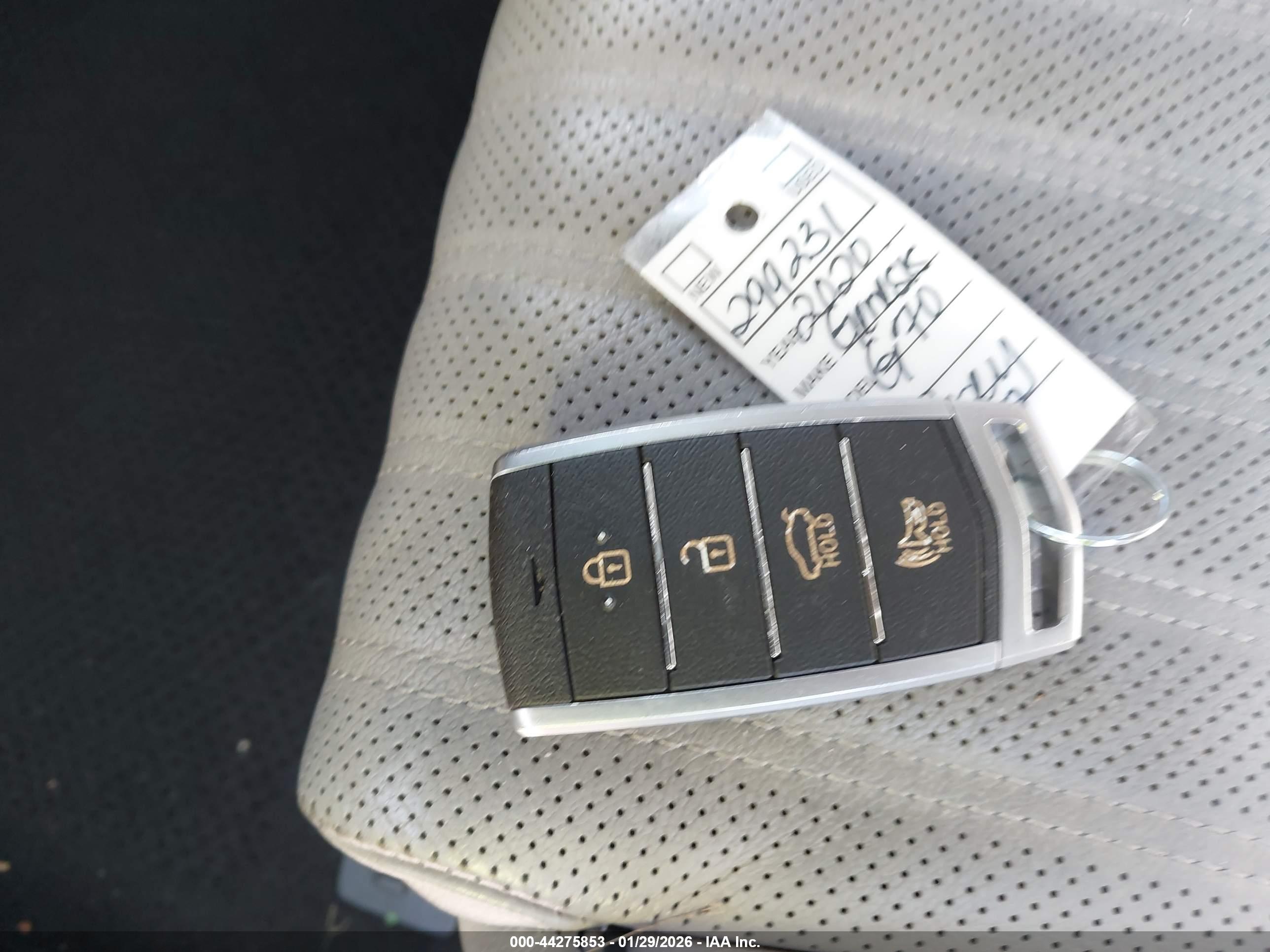 GENESIS G70 image 11