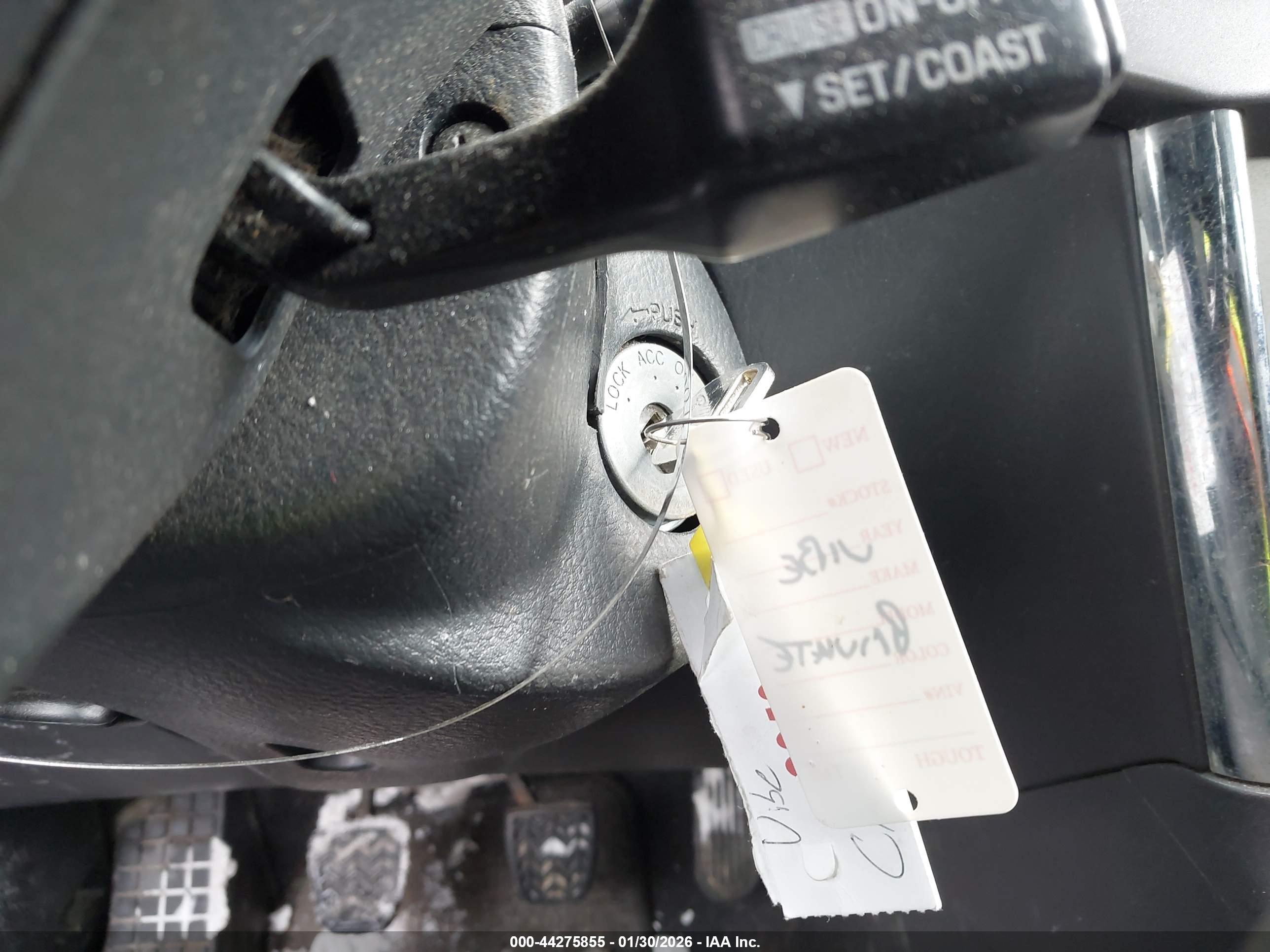PONTIAC VIBE image 11