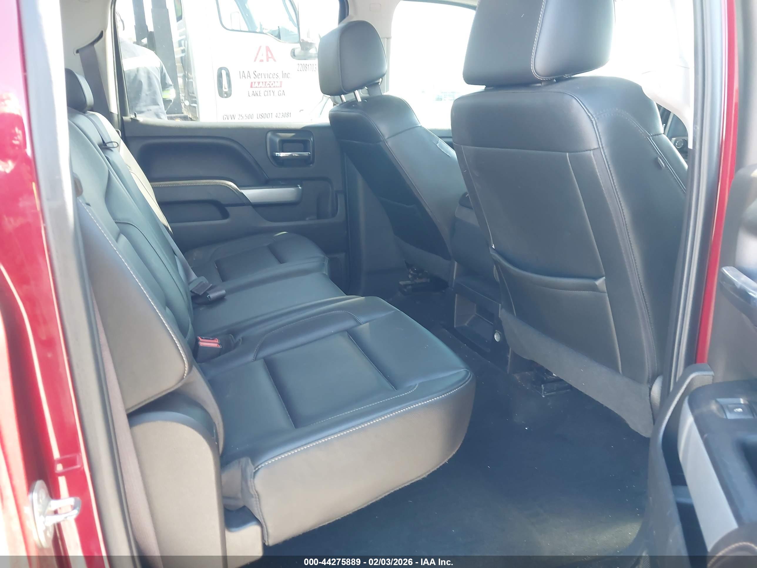 CHEVROLET SILVERADO image 8