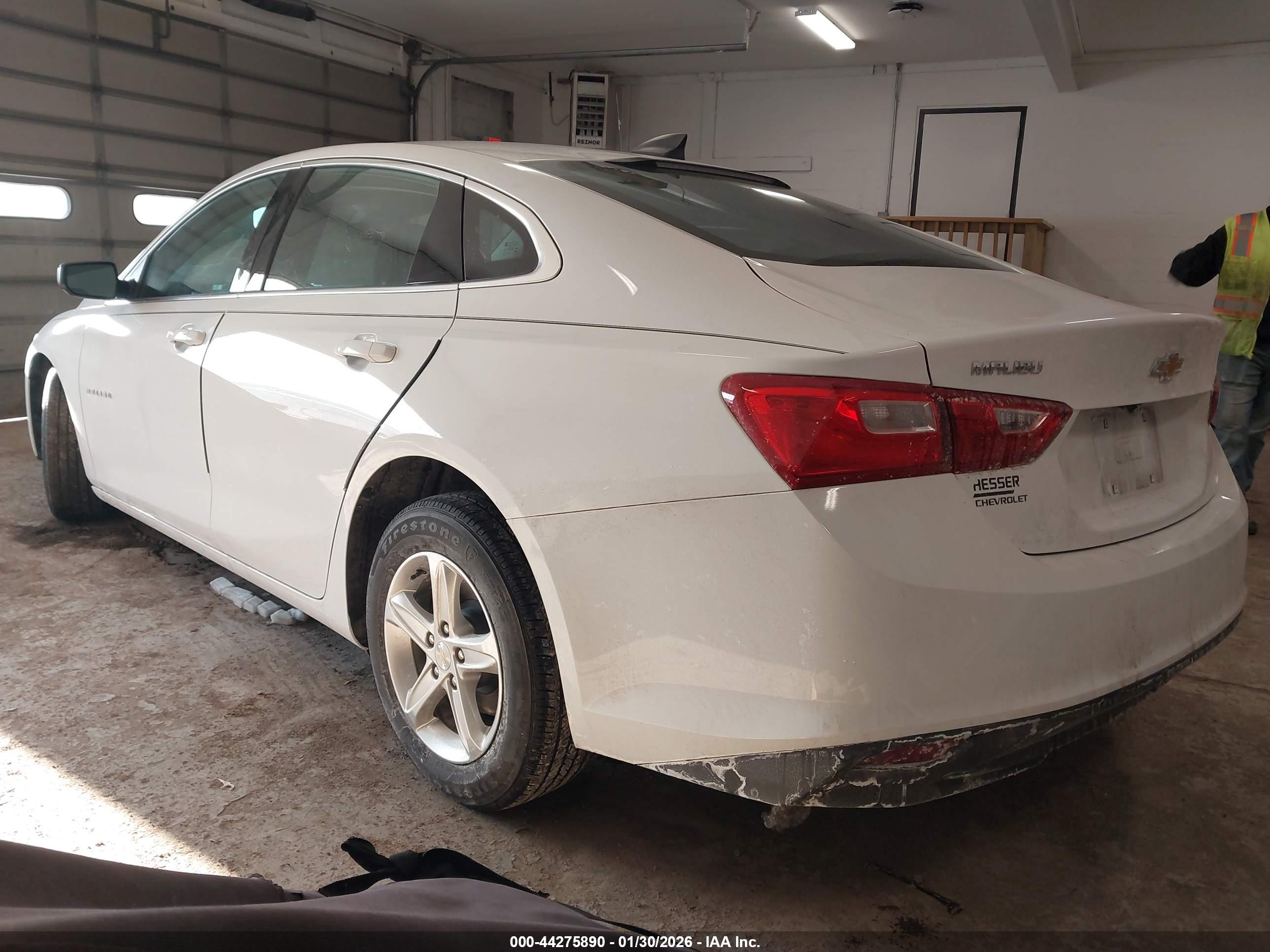 CHEVROLET MALIBU image 3