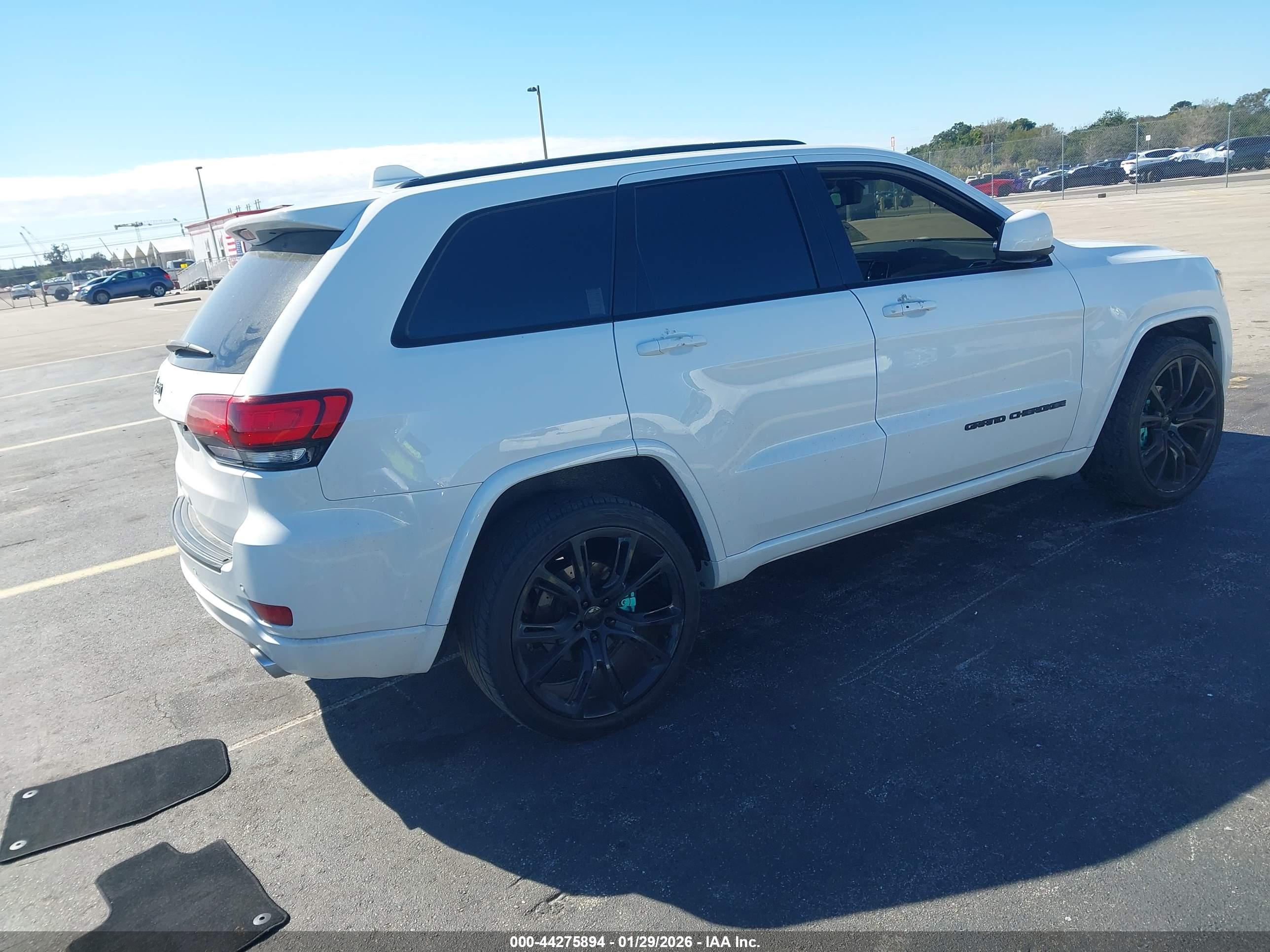 JEEP GRAND image 4