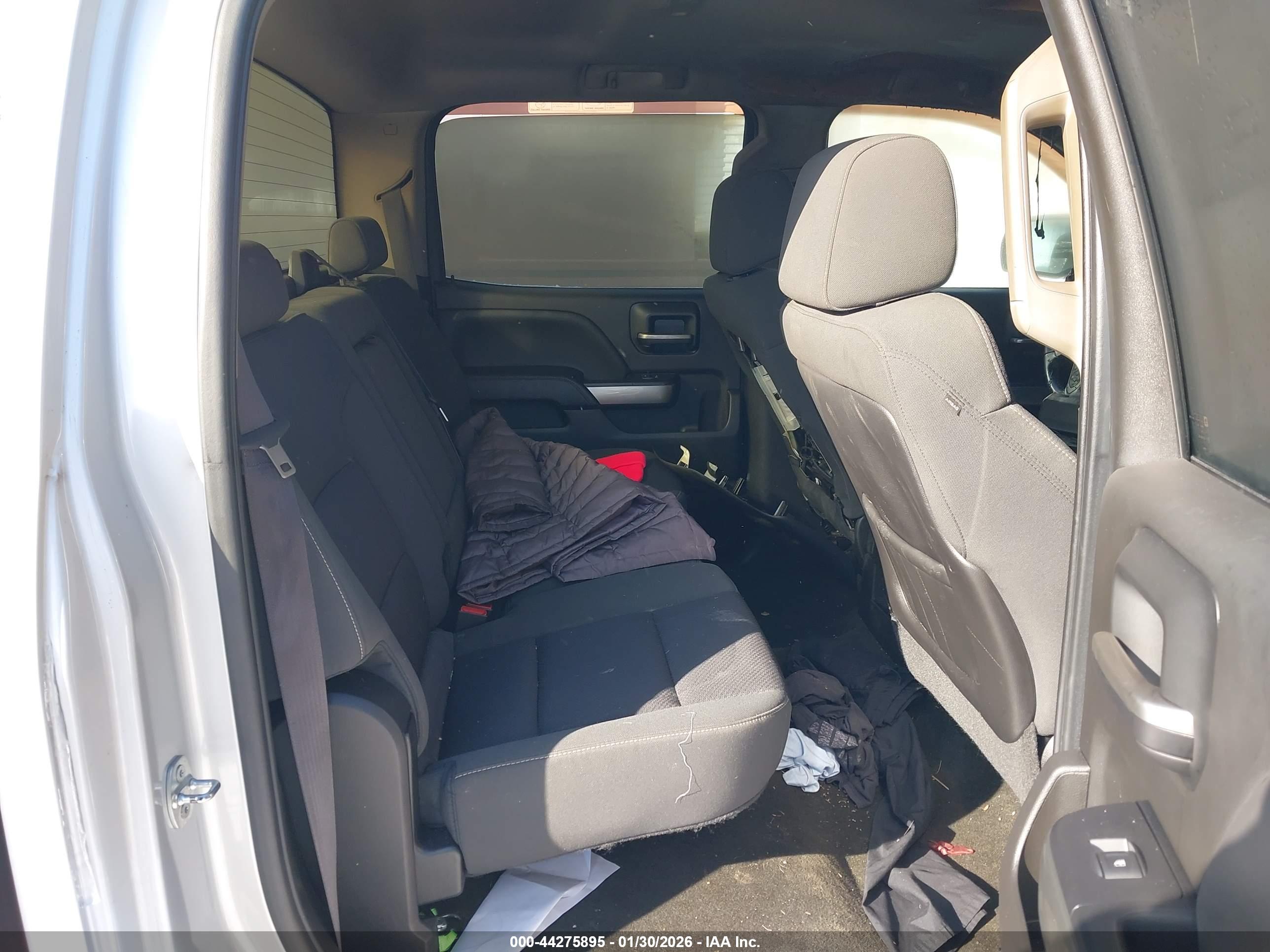 CHEVROLET SILVERADO image 8