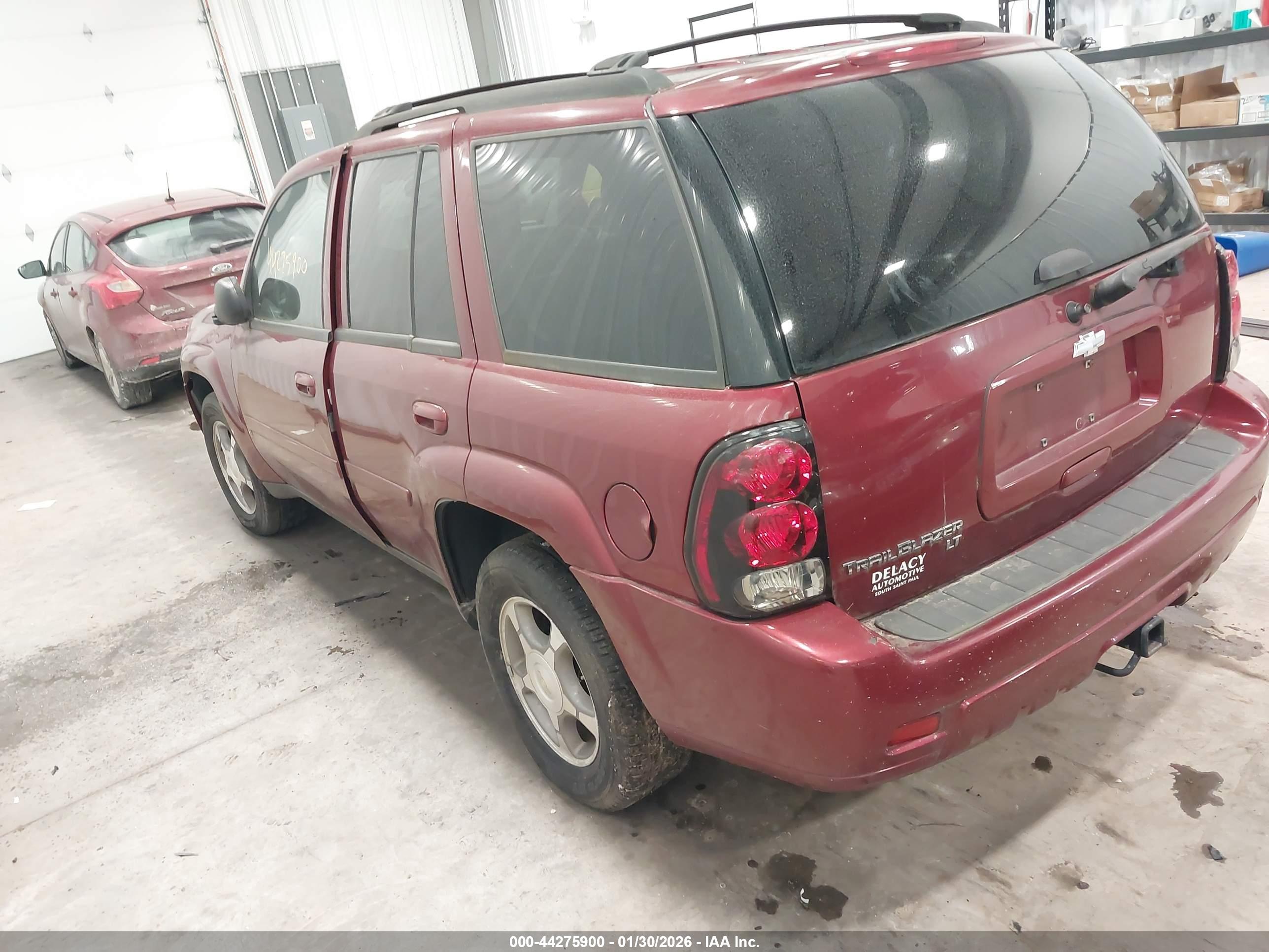 CHEVROLET TRAILBLAZER image 3