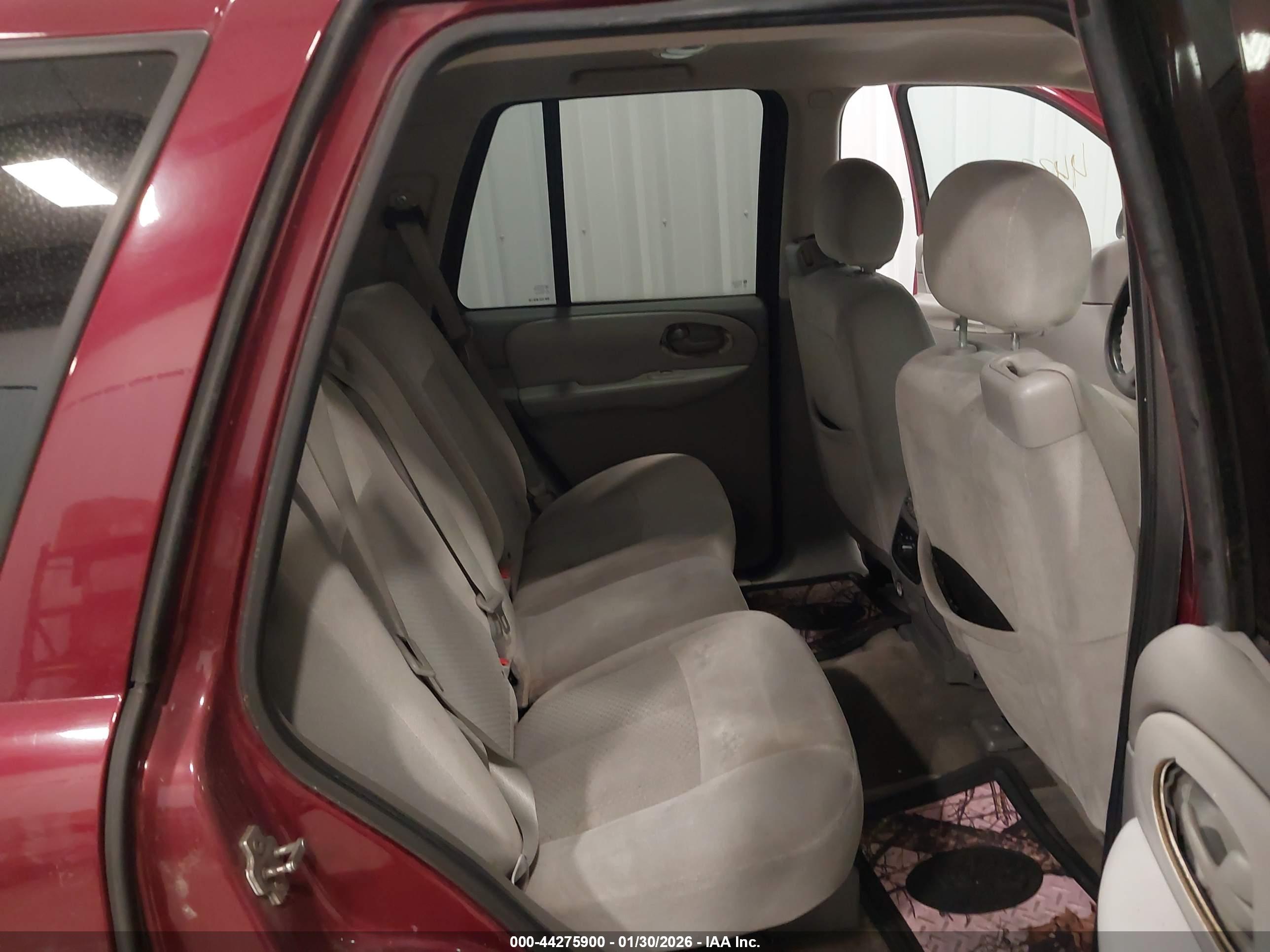 CHEVROLET TRAILBLAZER image 8