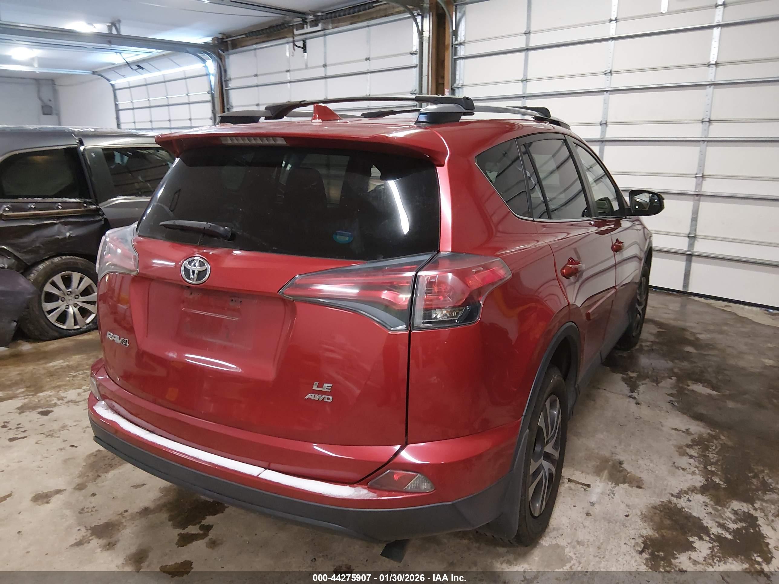 TOYOTA RAV4 image 4
