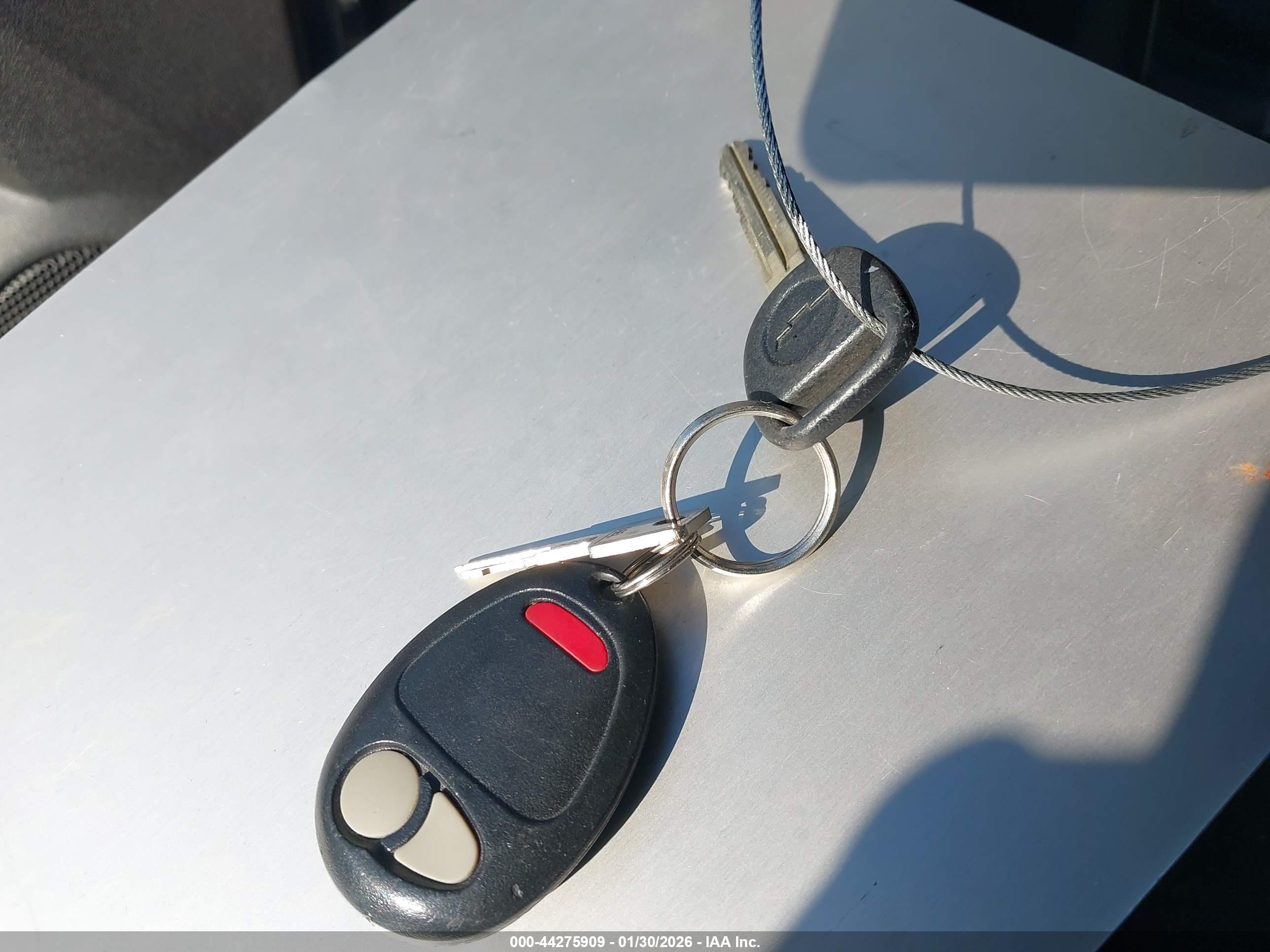 CHEVROLET COLORADO image 11