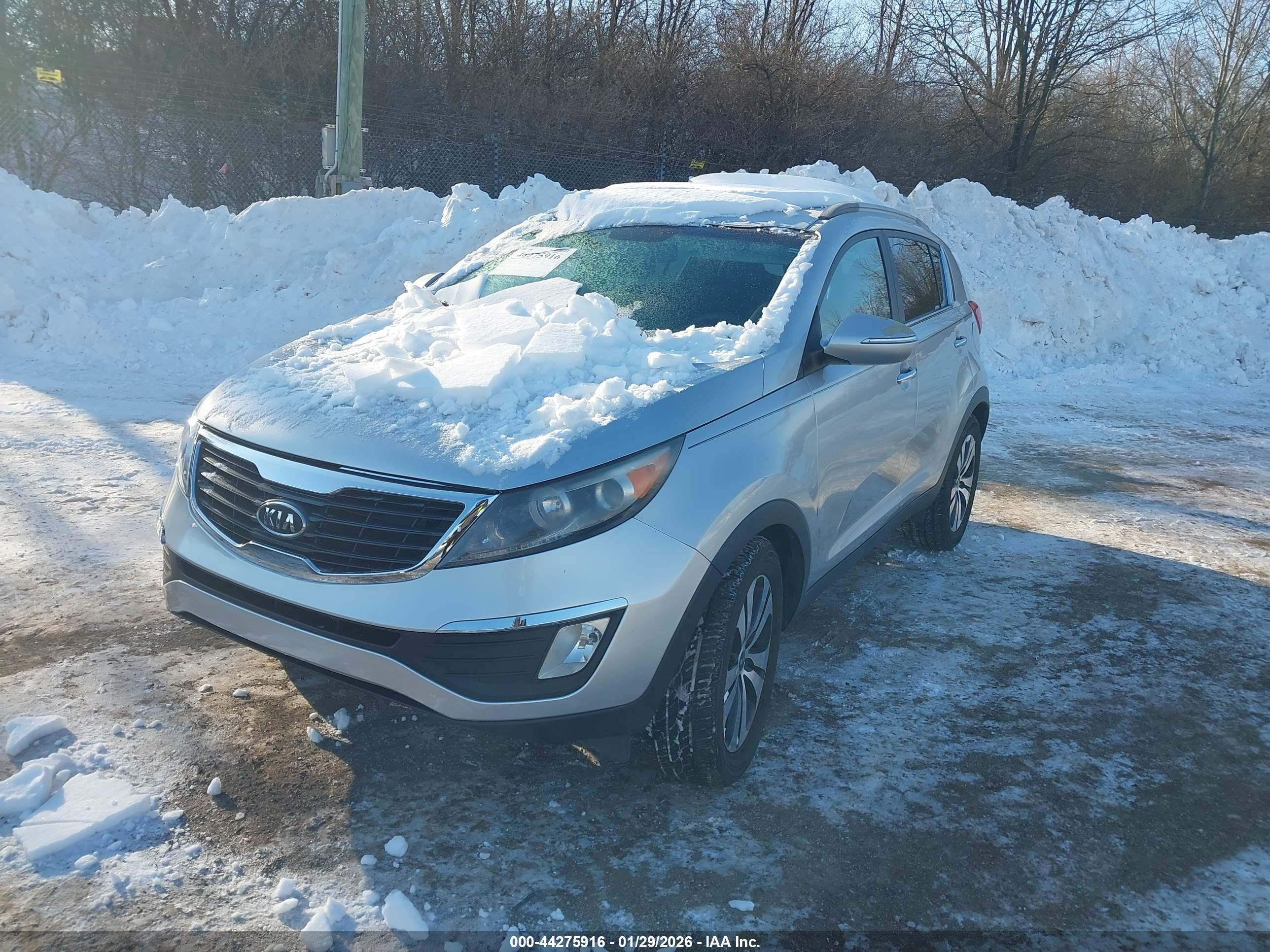 KIA SPORTAGE image 2