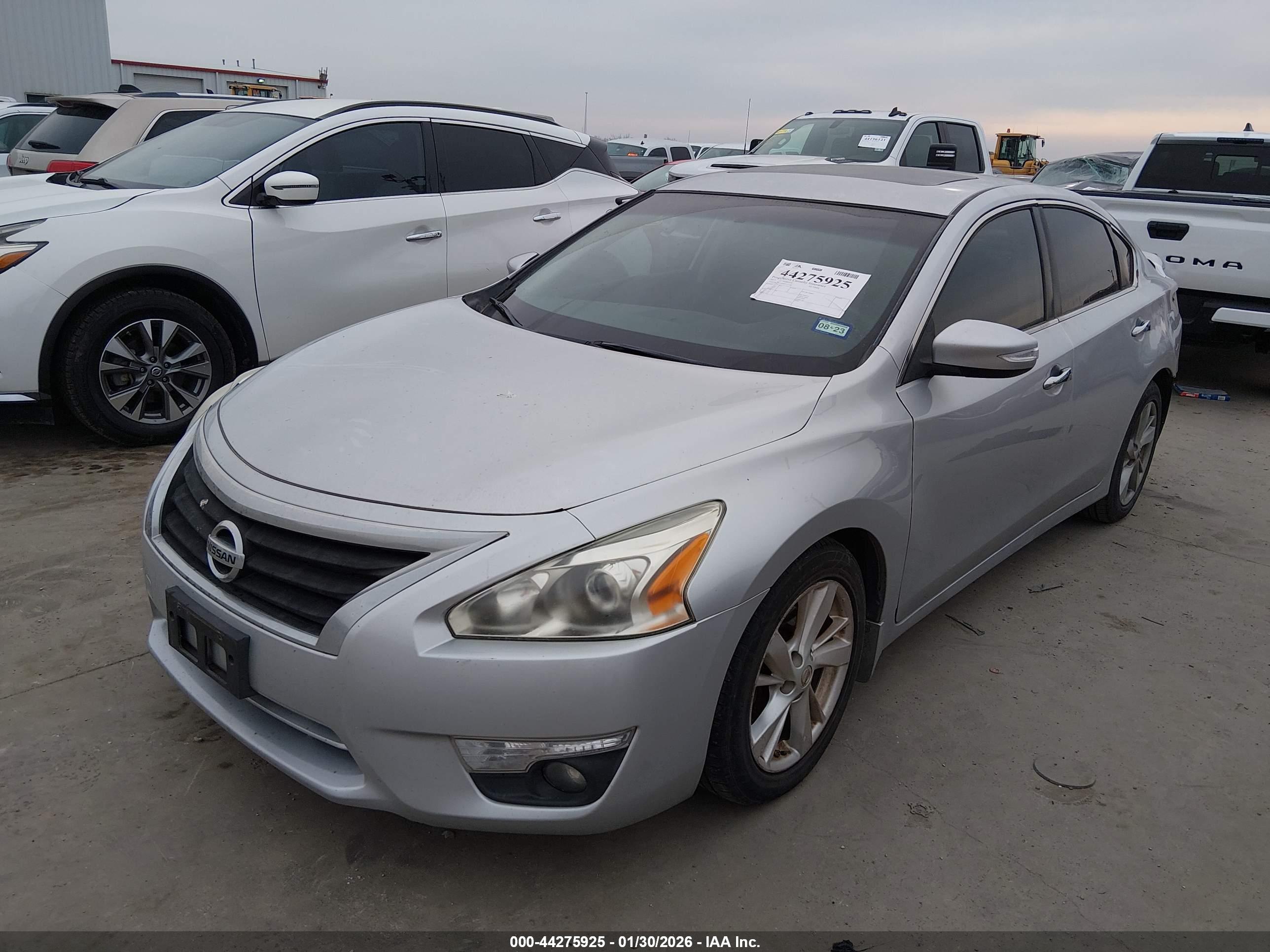 NISSAN ALTIMA image 2