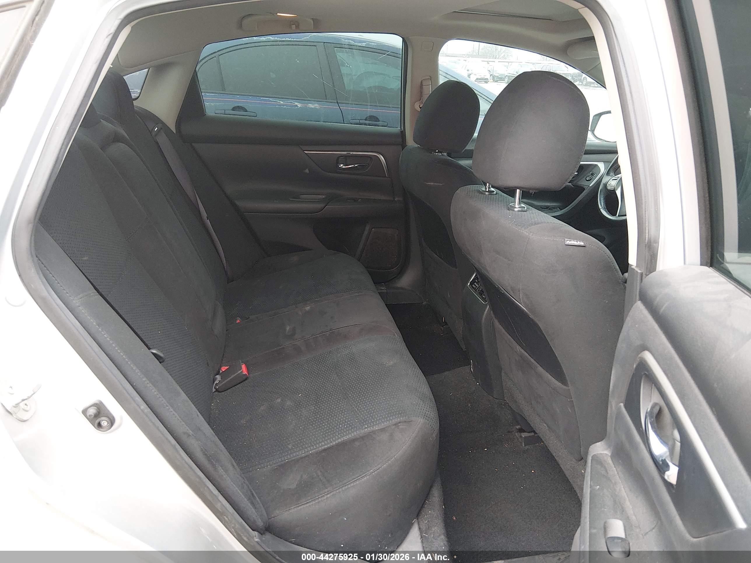 NISSAN ALTIMA image 8