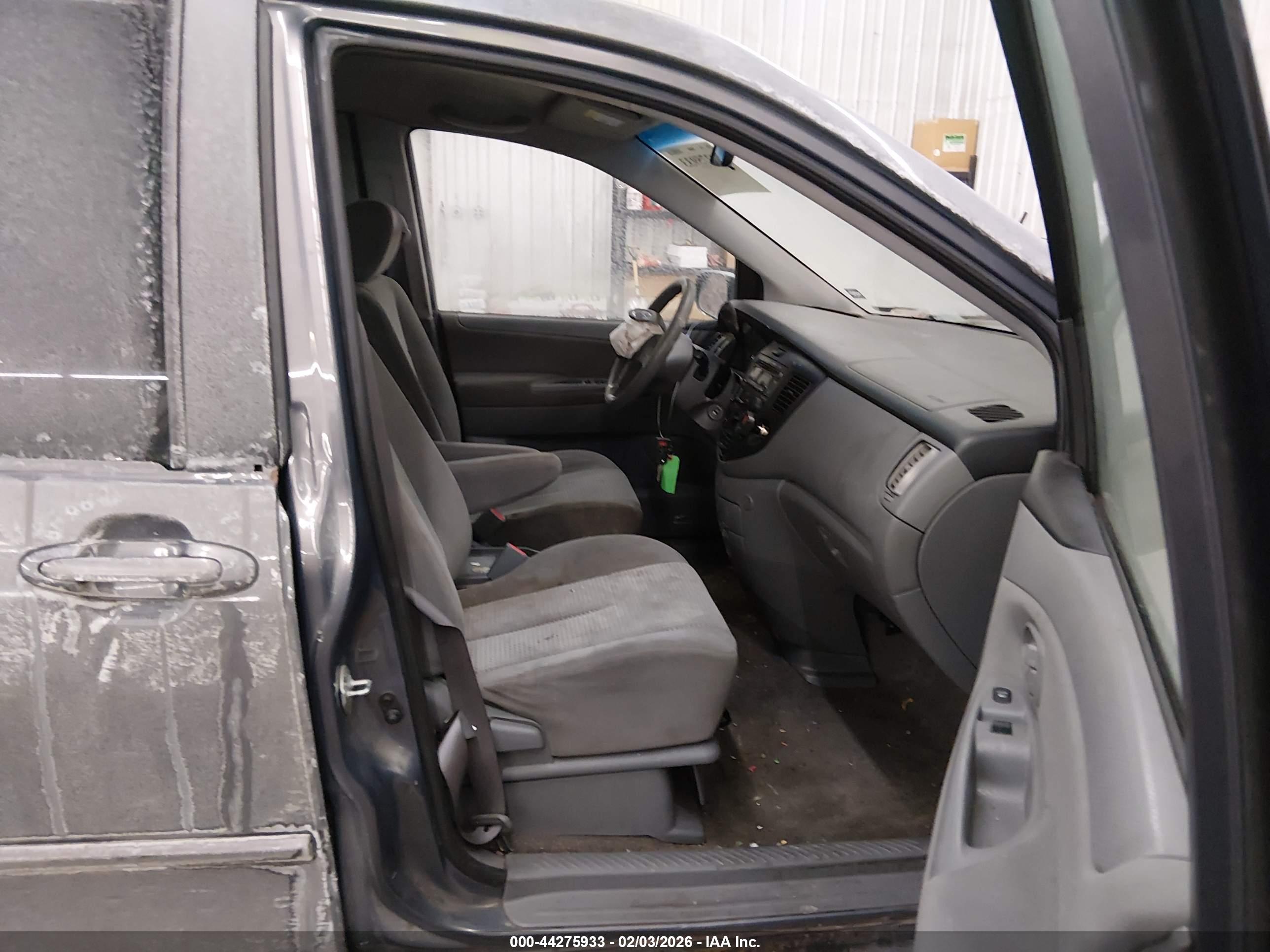 MAZDA MPV image 5