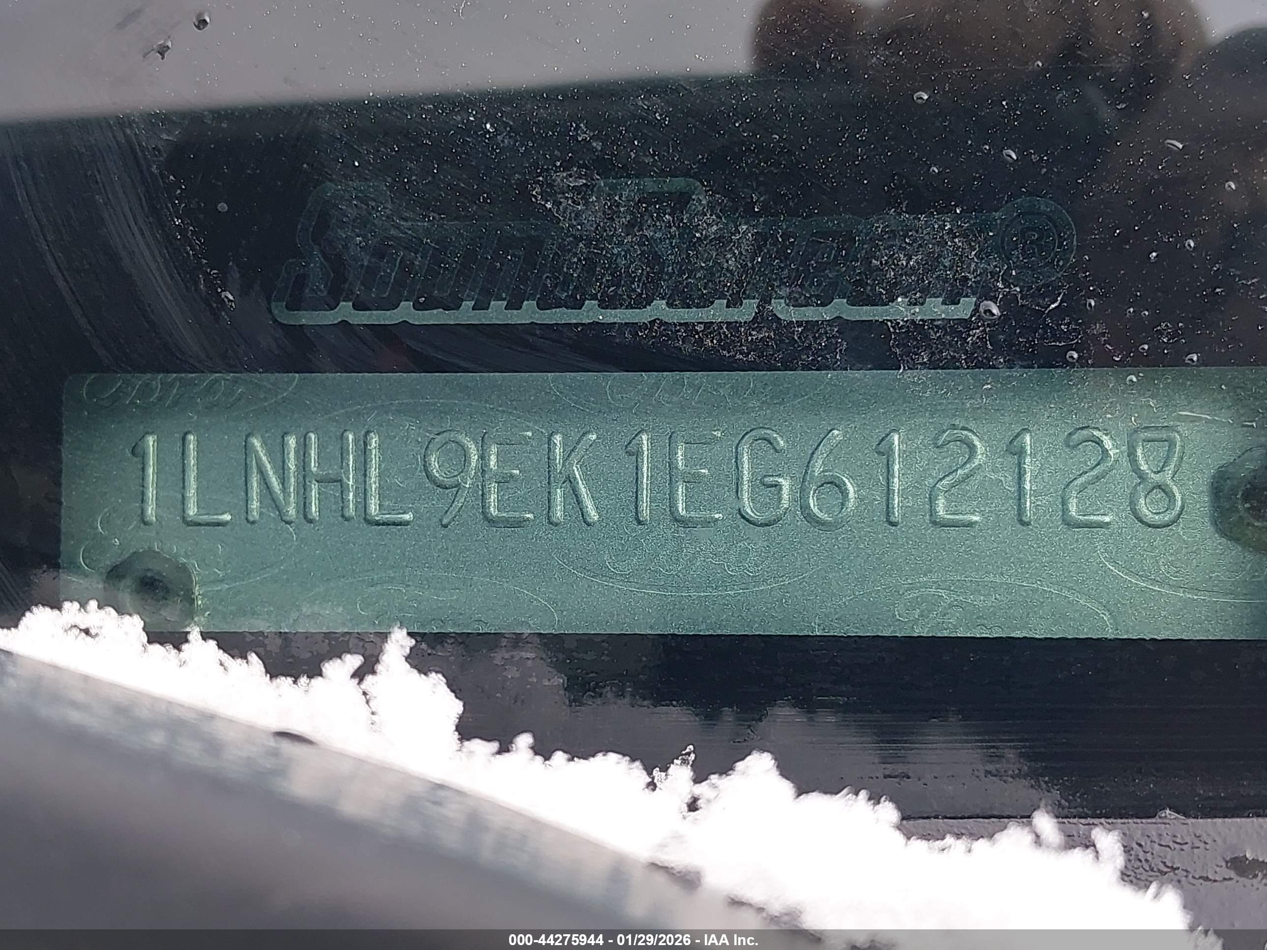 LINCOLN MKS image 9