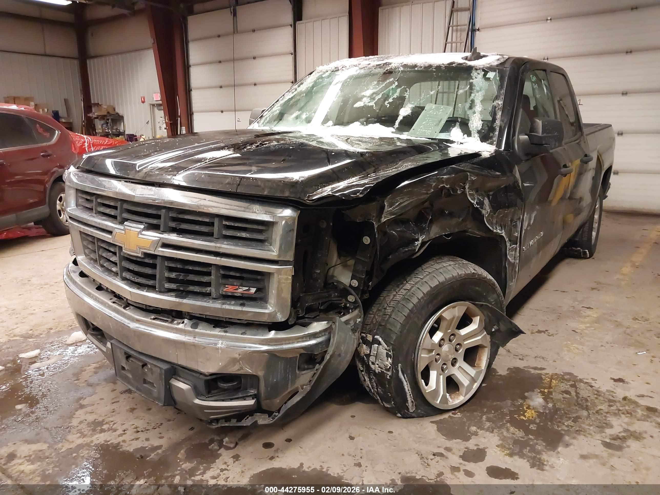 CHEVROLET SILVERADO image 2