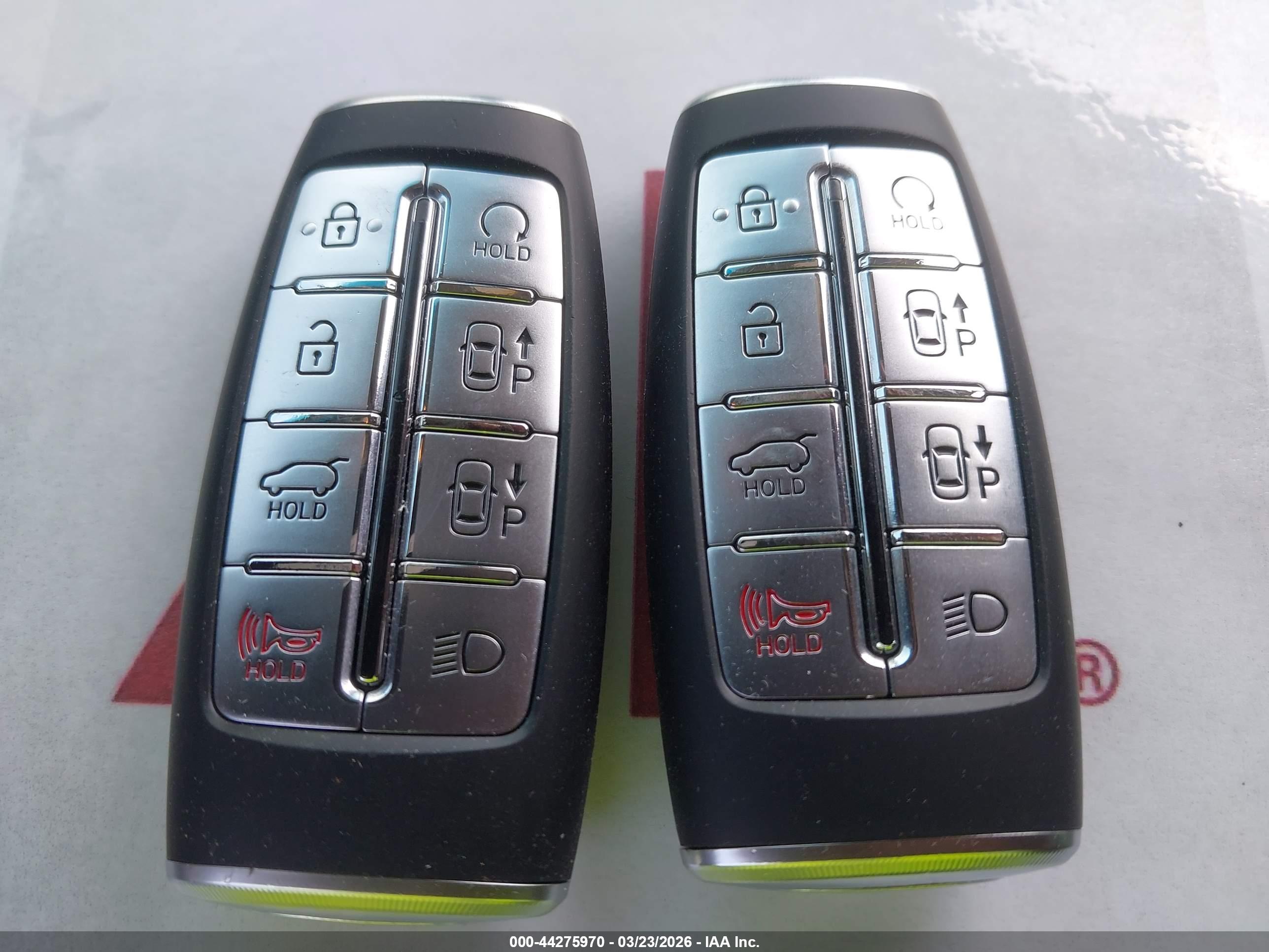 GENESIS GV70 image 11
