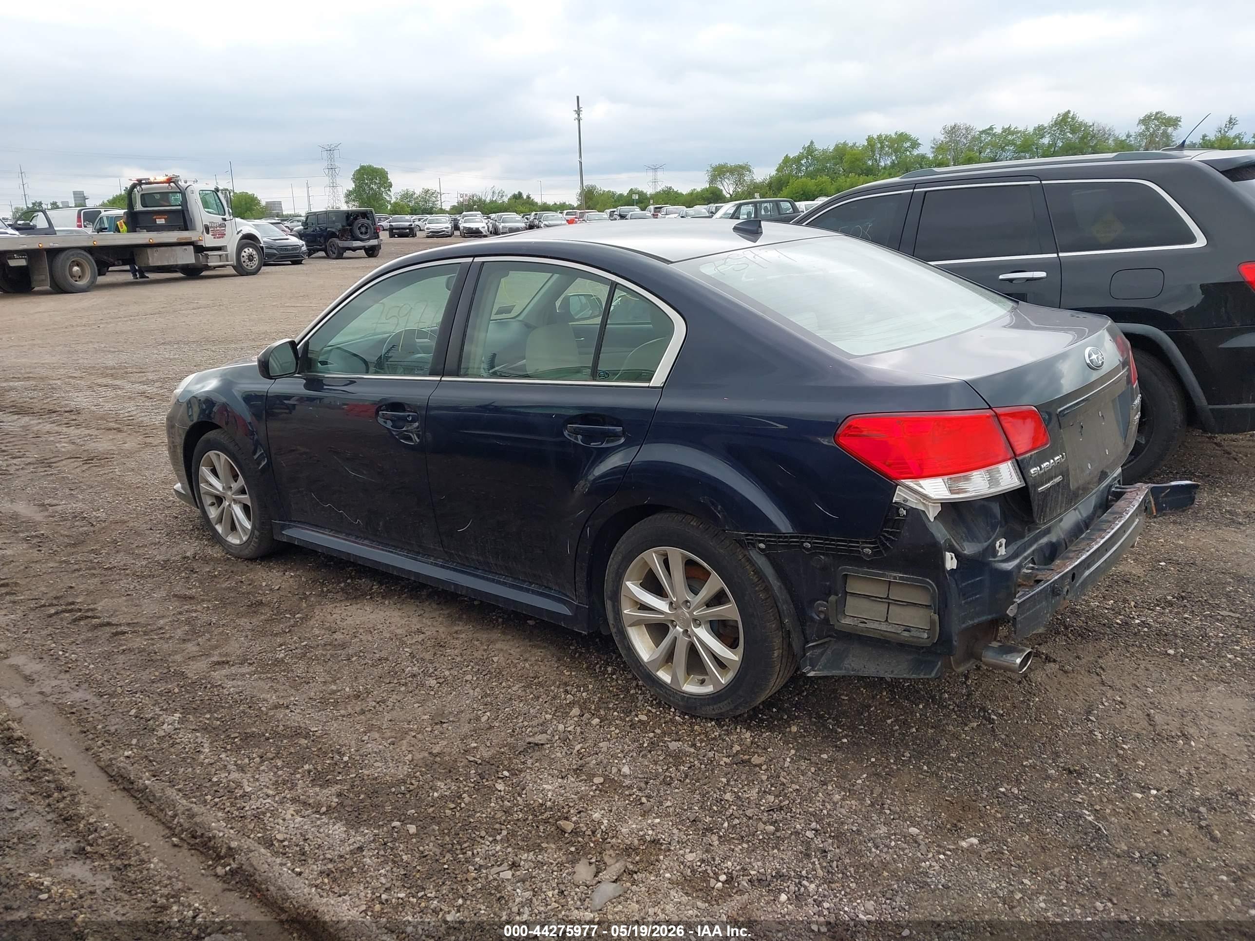 SUBARU LEGACY image 3