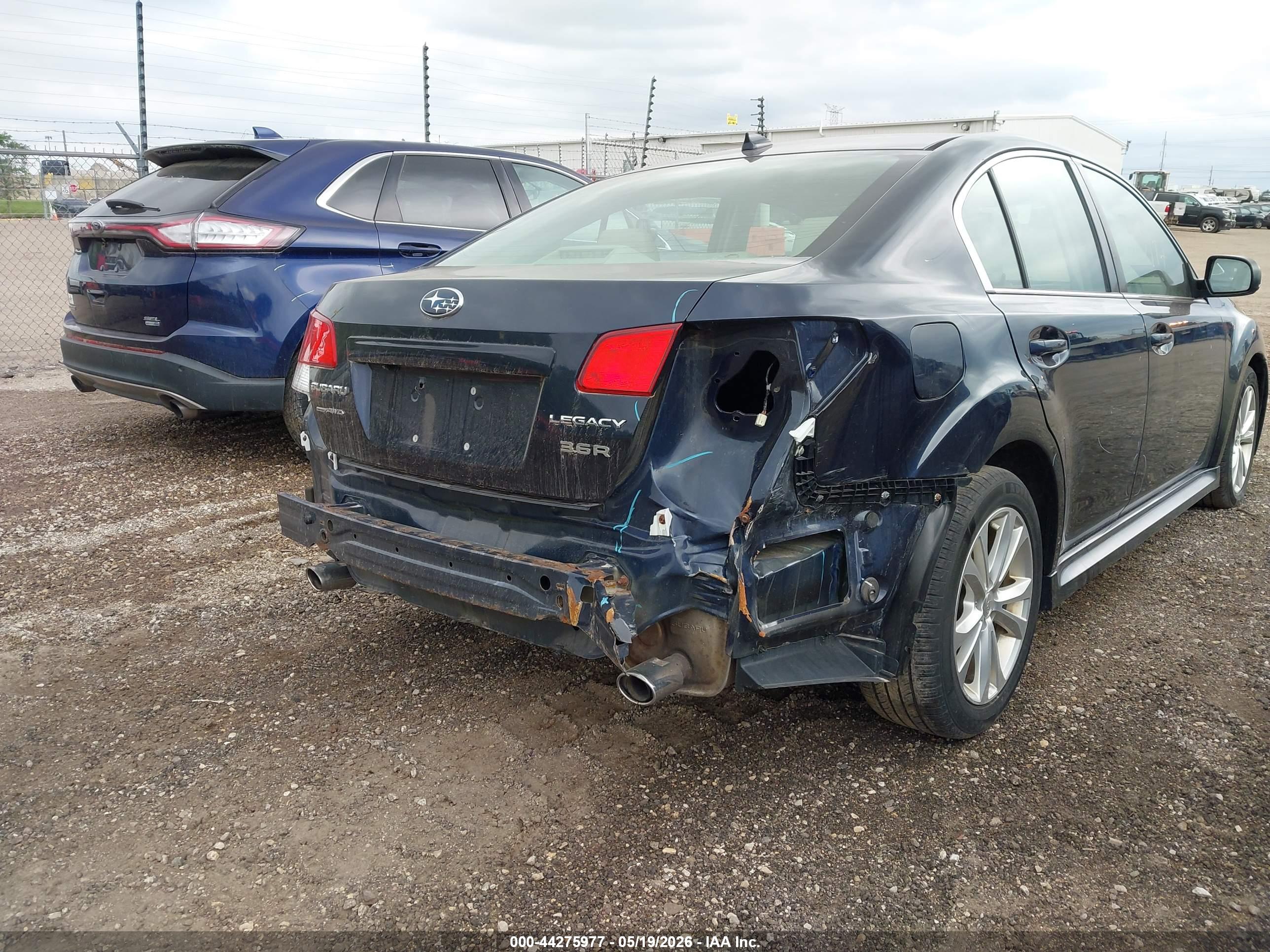 SUBARU LEGACY image 6