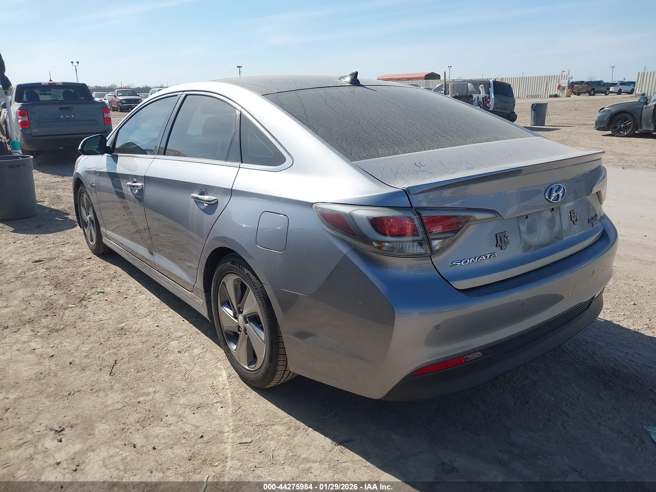 HYUNDAI SONATA image 3