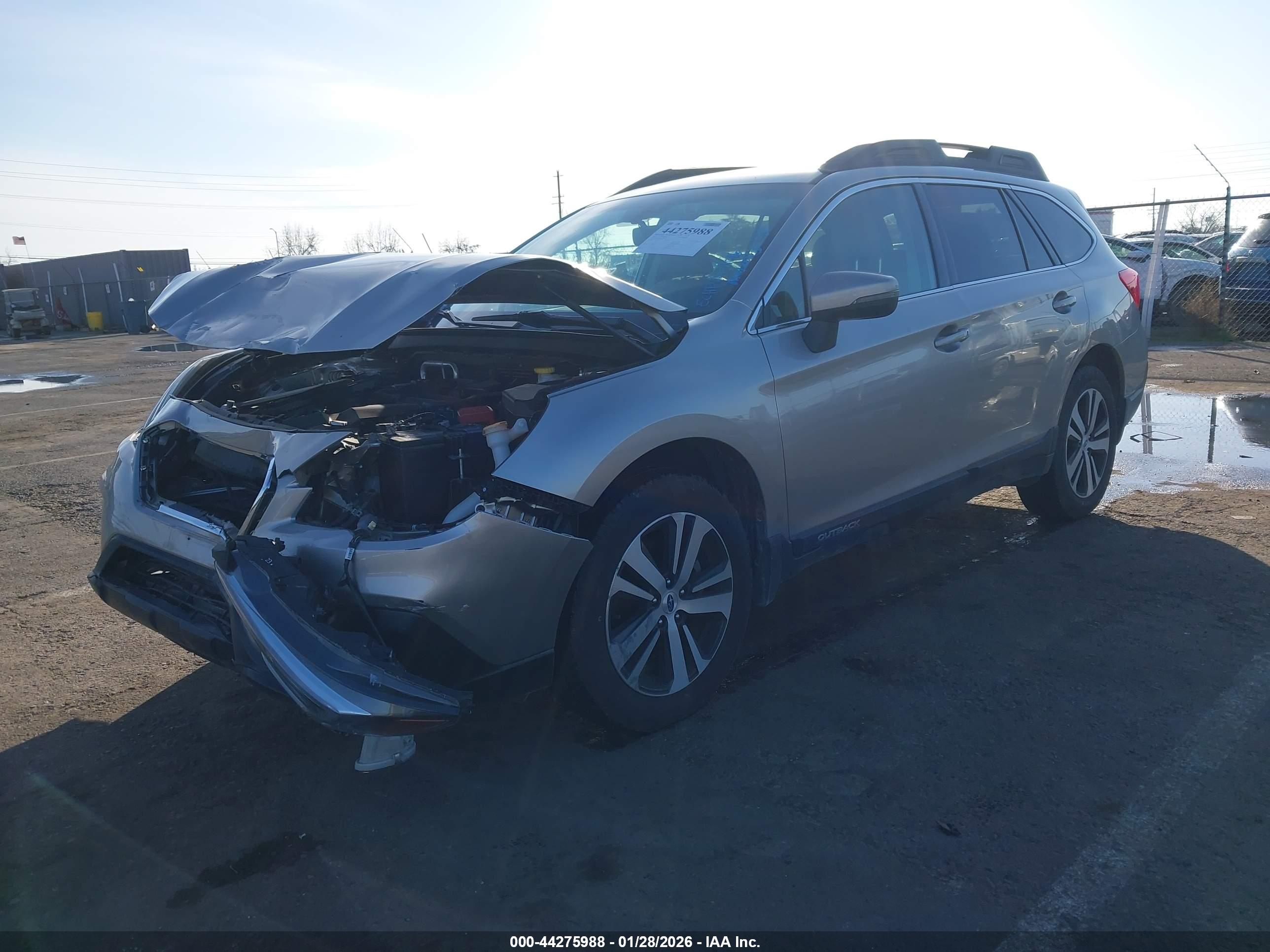 SUBARU OUTBACK image 2