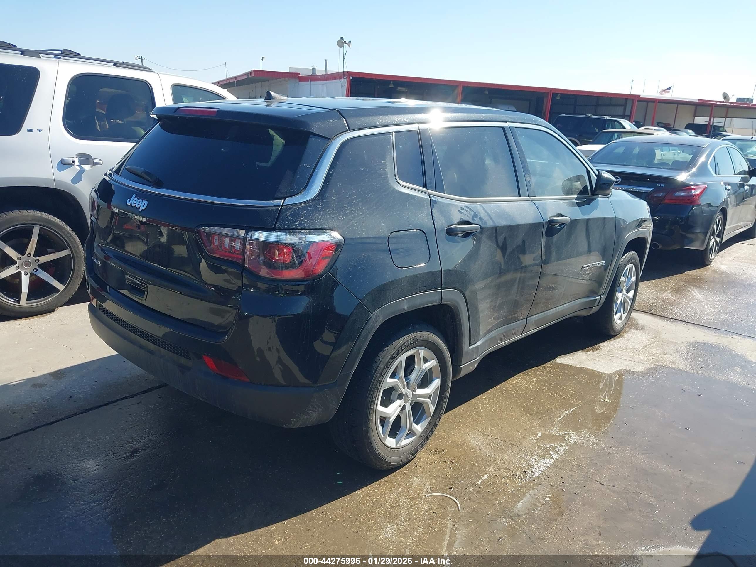 JEEP COMPASS image 4