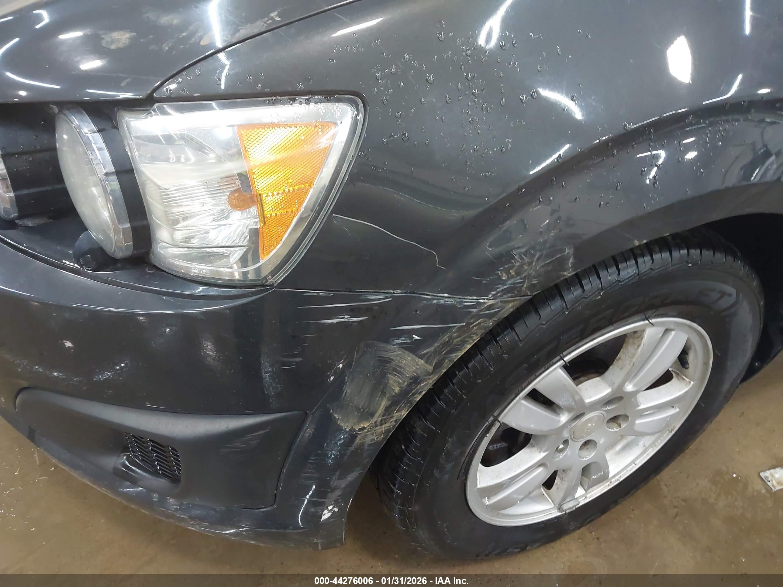 CHEVROLET SONIC image 6