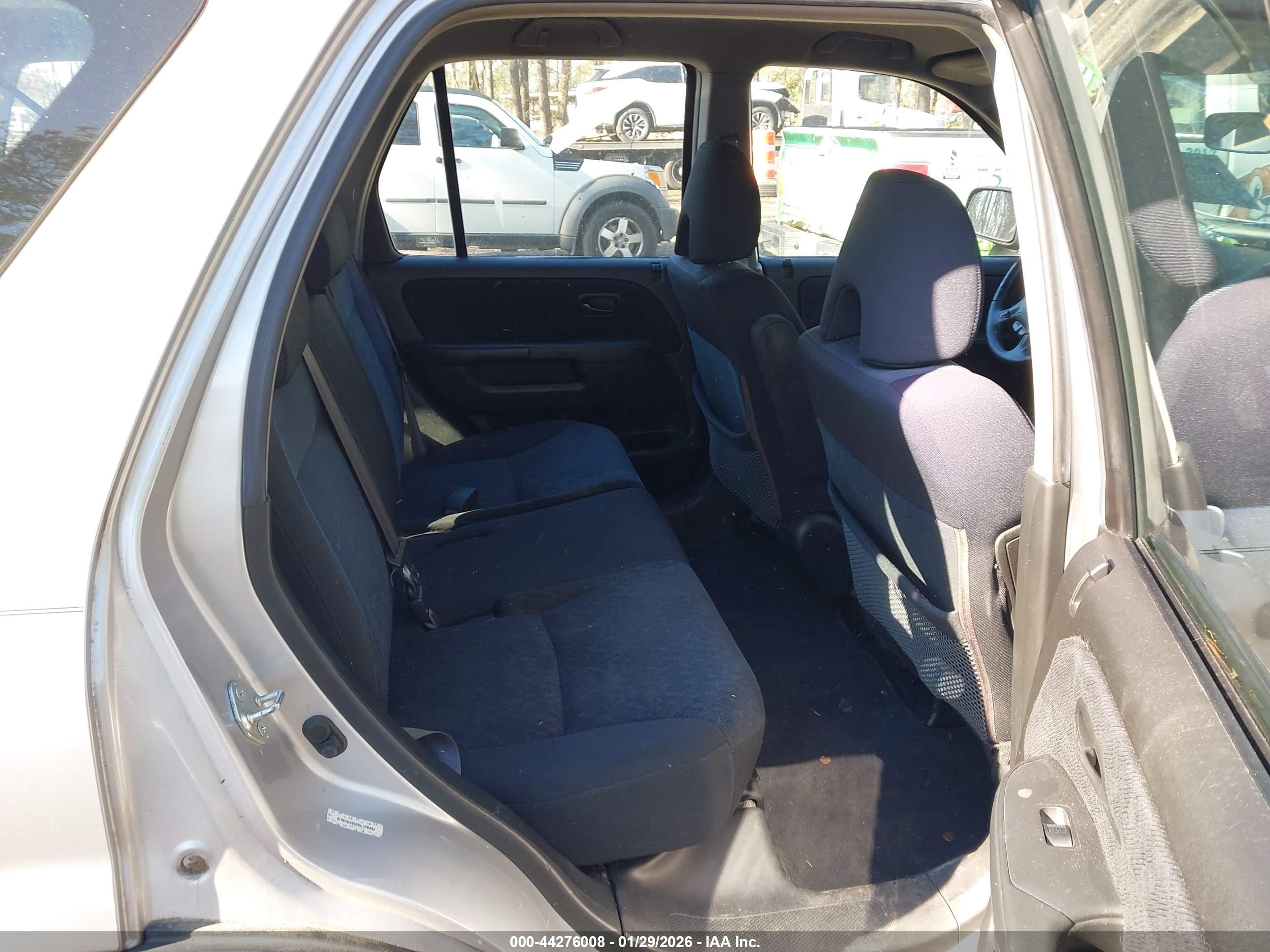 HONDA CR-V image 8