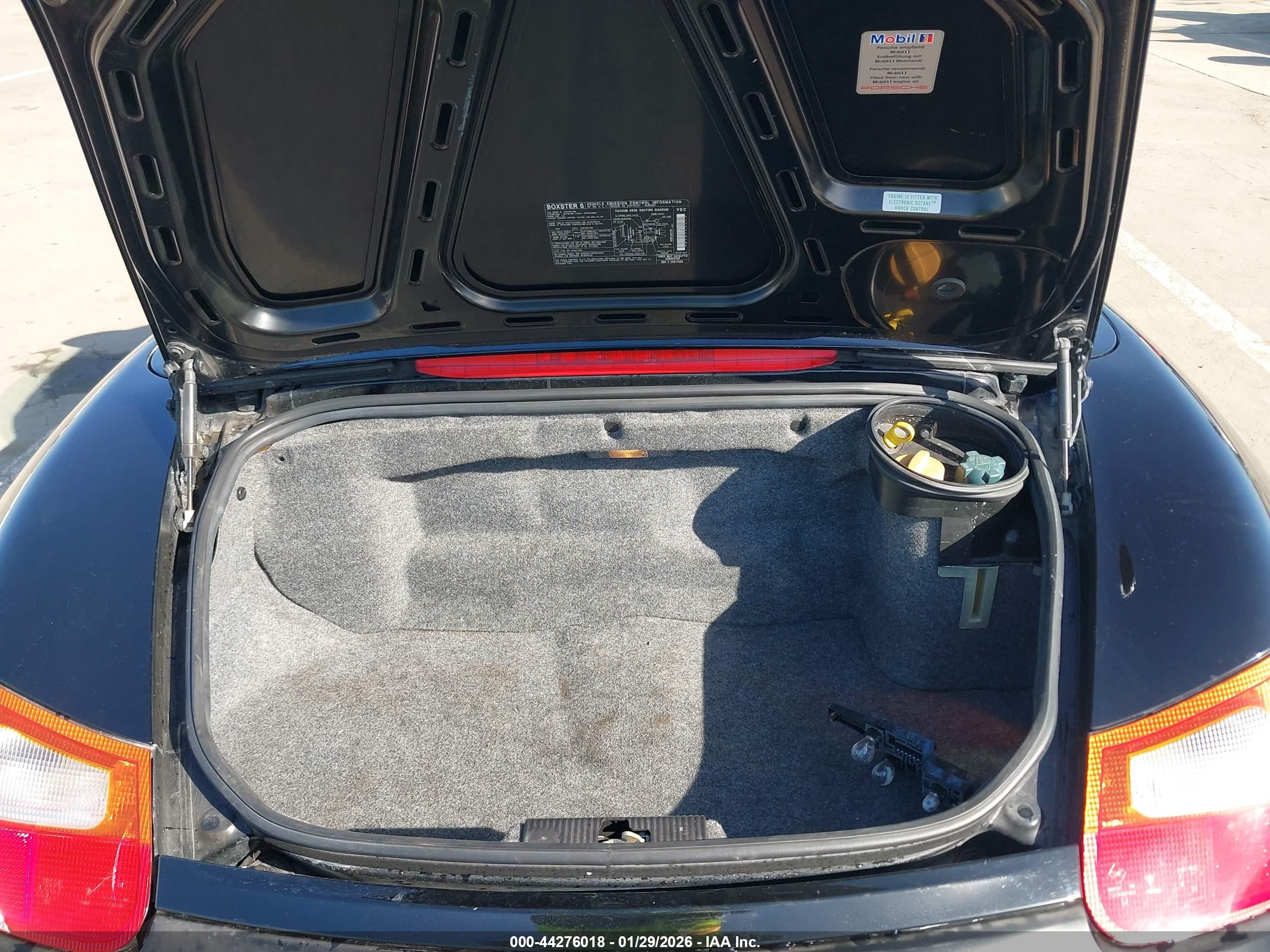 PORSCHE BOXSTER image 10