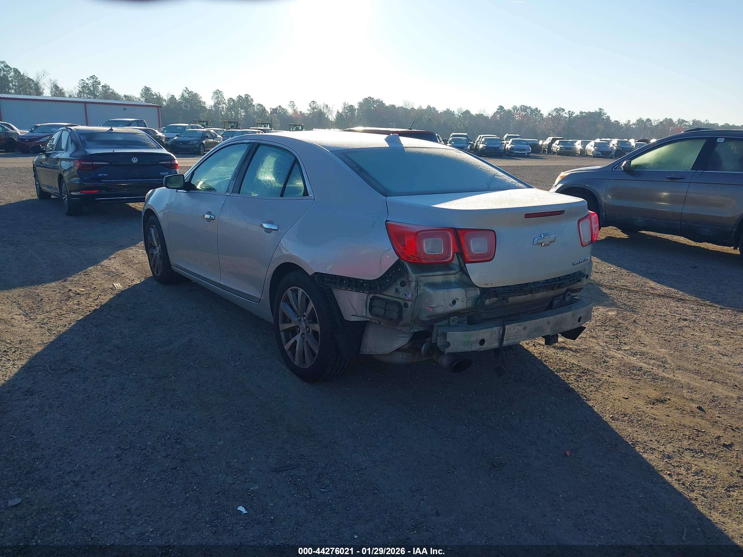 CHEVROLET MALIBU image 3