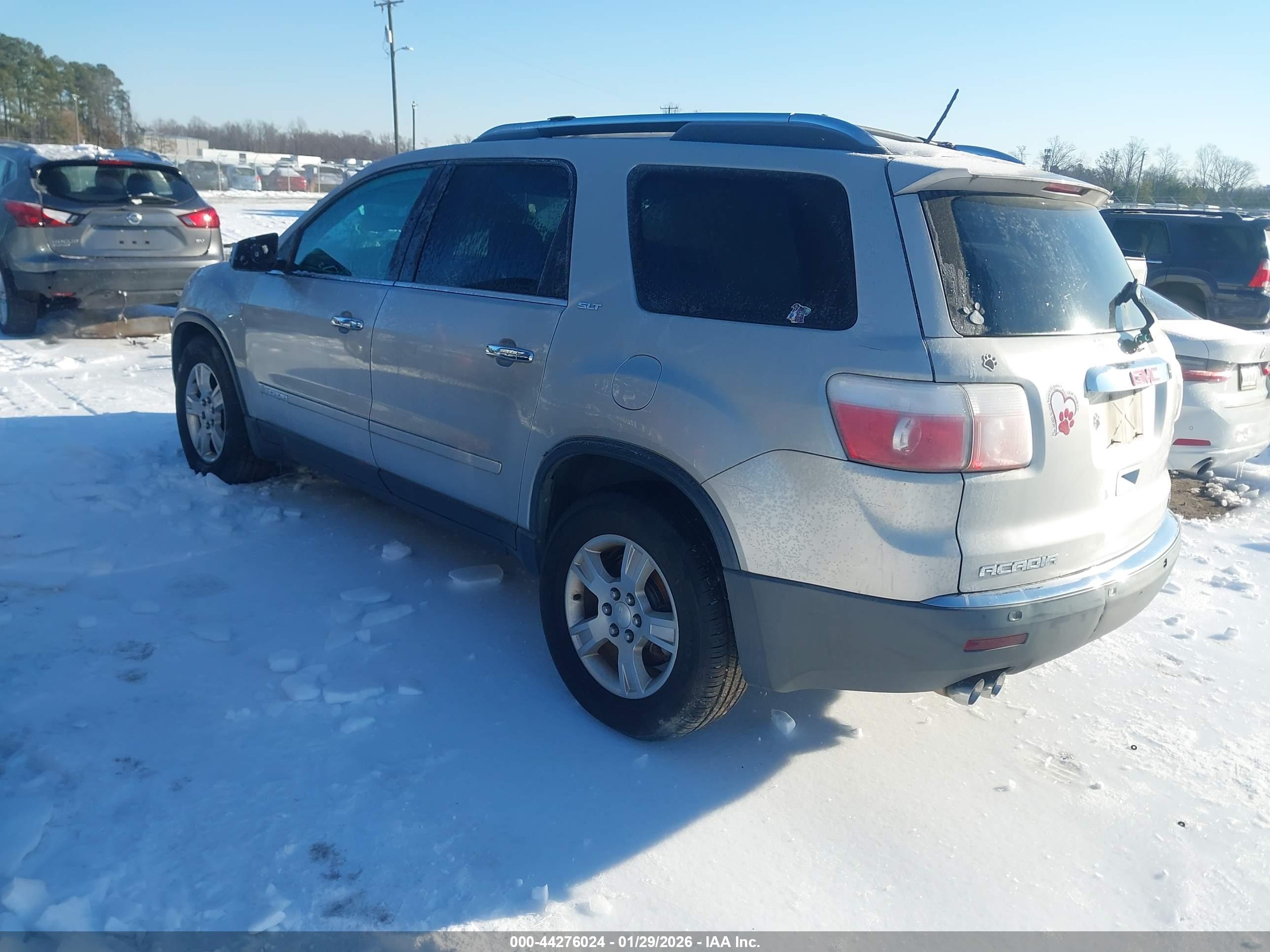 GMC ACADIA image 3