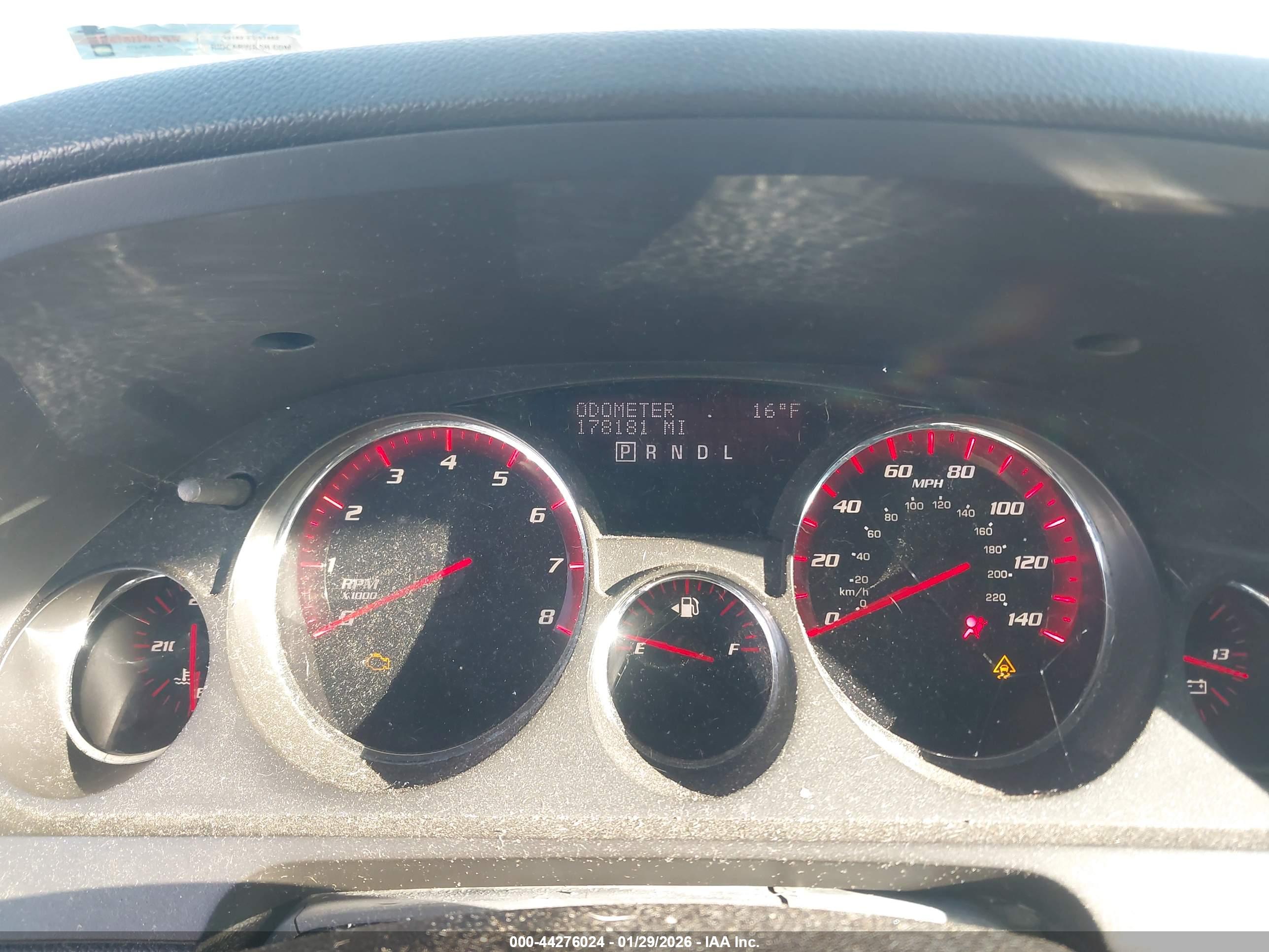 GMC ACADIA image 7
