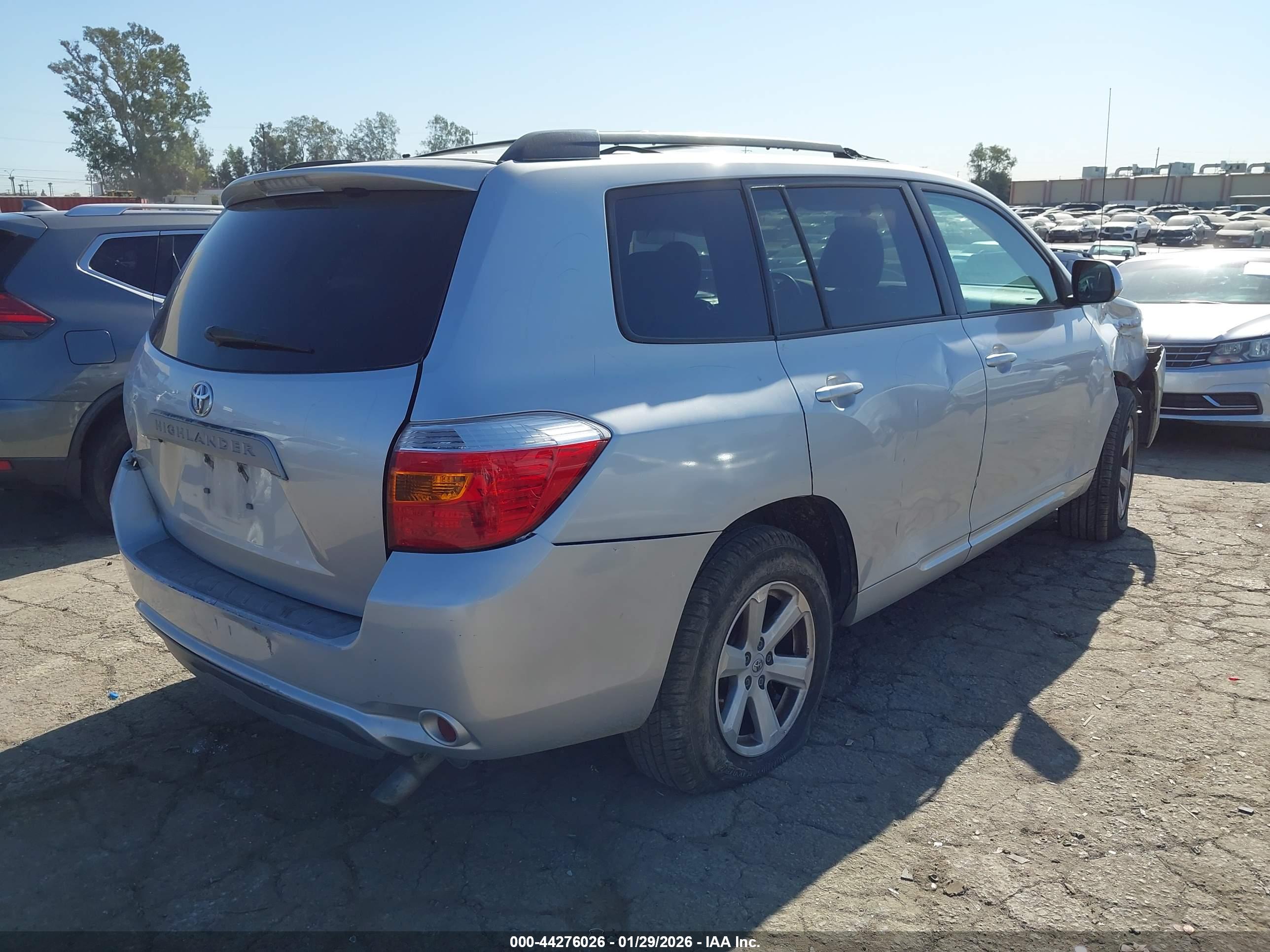 TOYOTA HIGHLANDER image 4