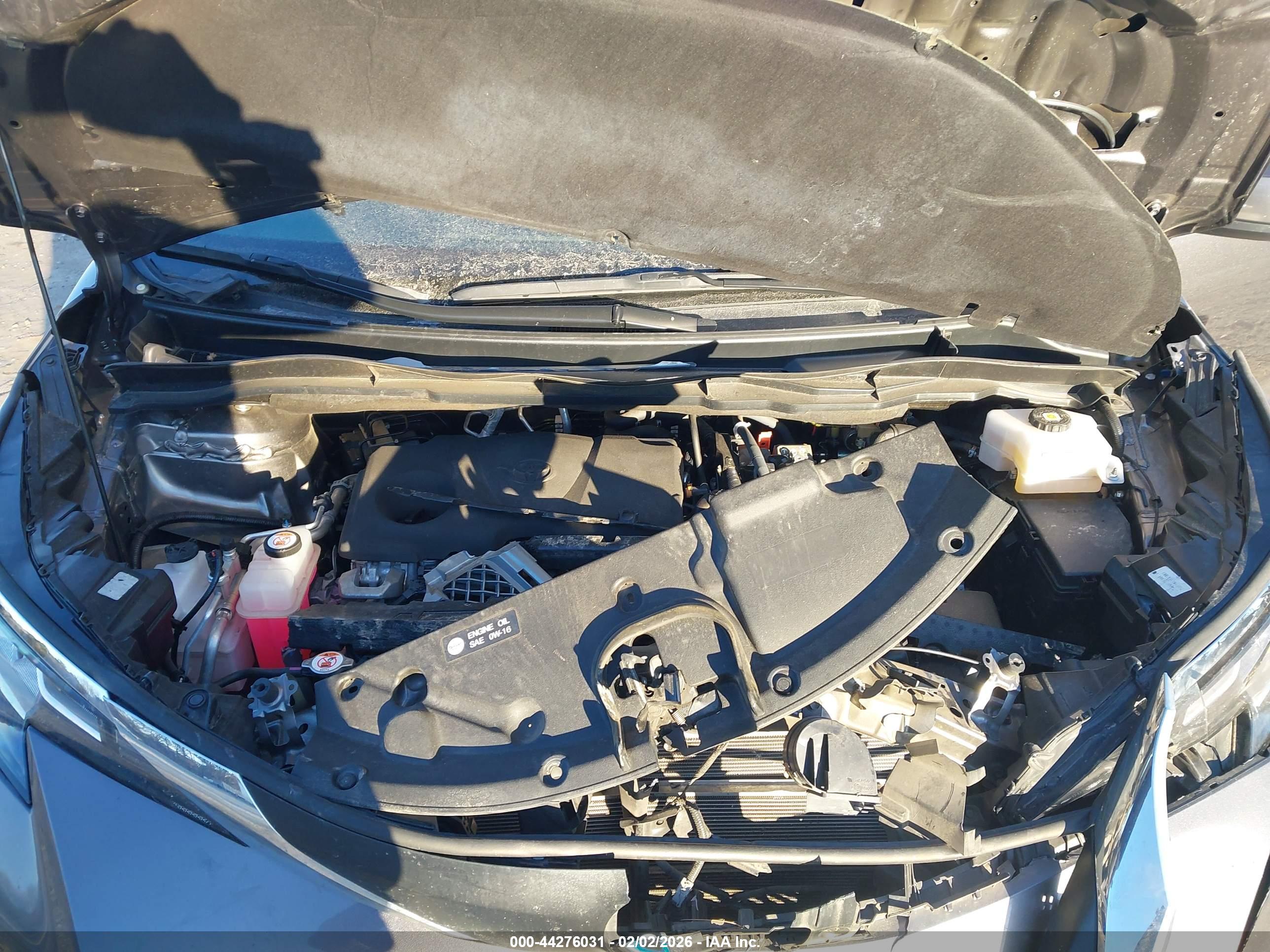 TOYOTA SIENNA image 10