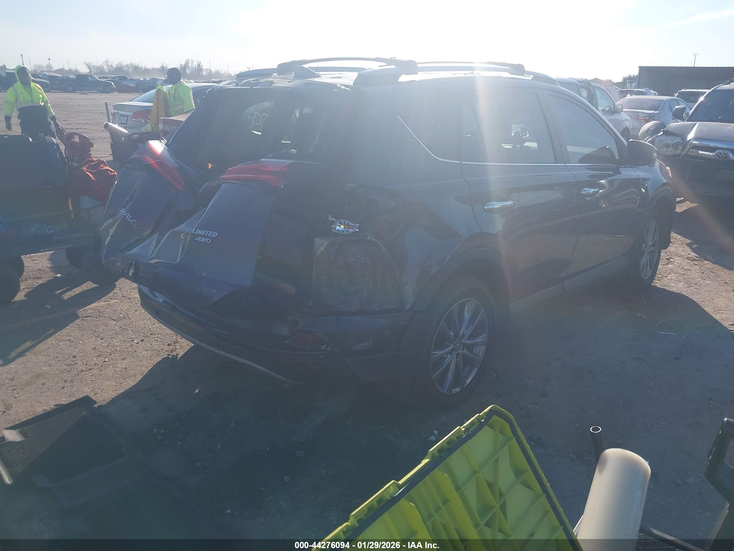 TOYOTA RAV4 image 4