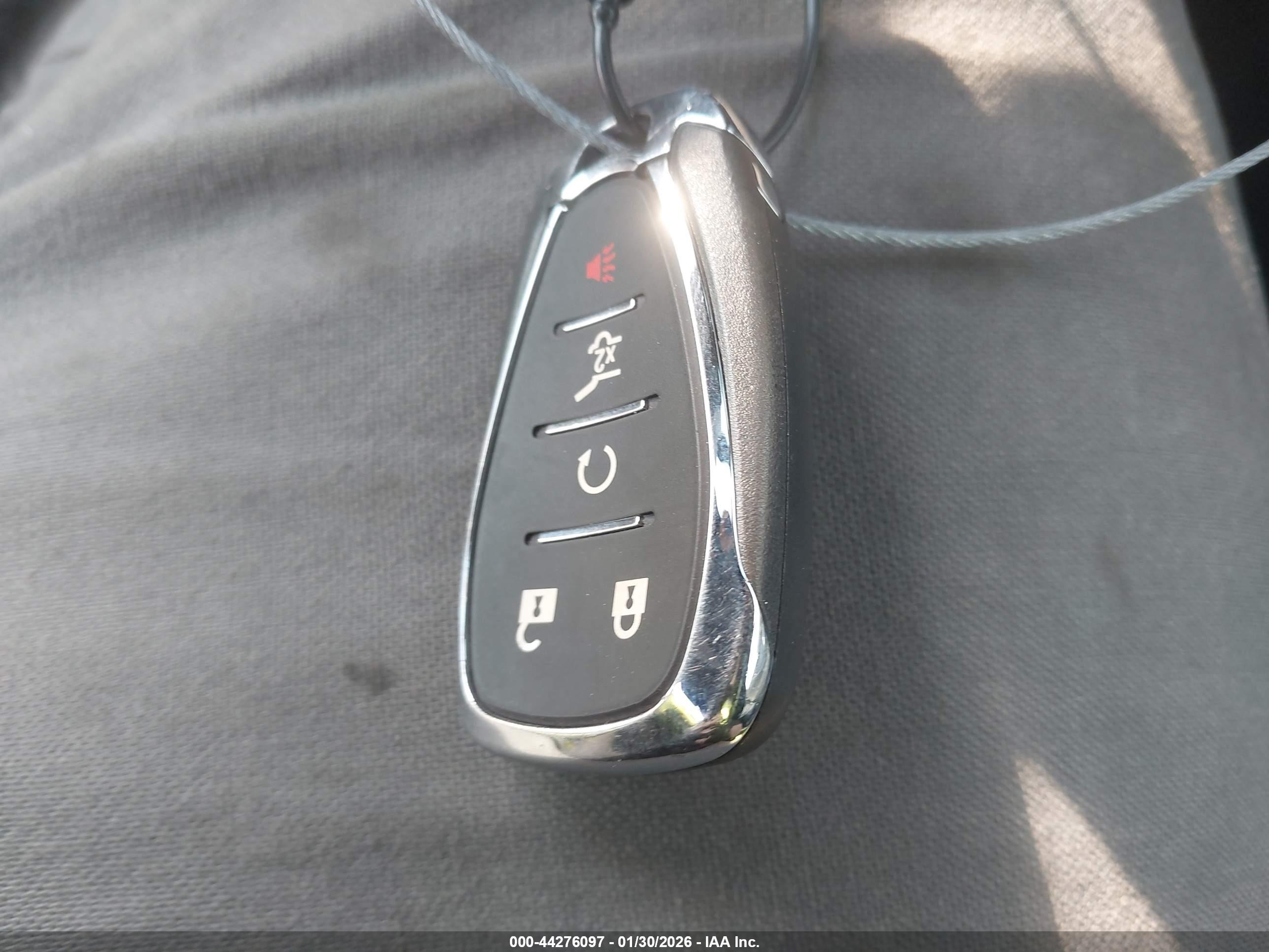 CHEVROLET EQUINOX image 11