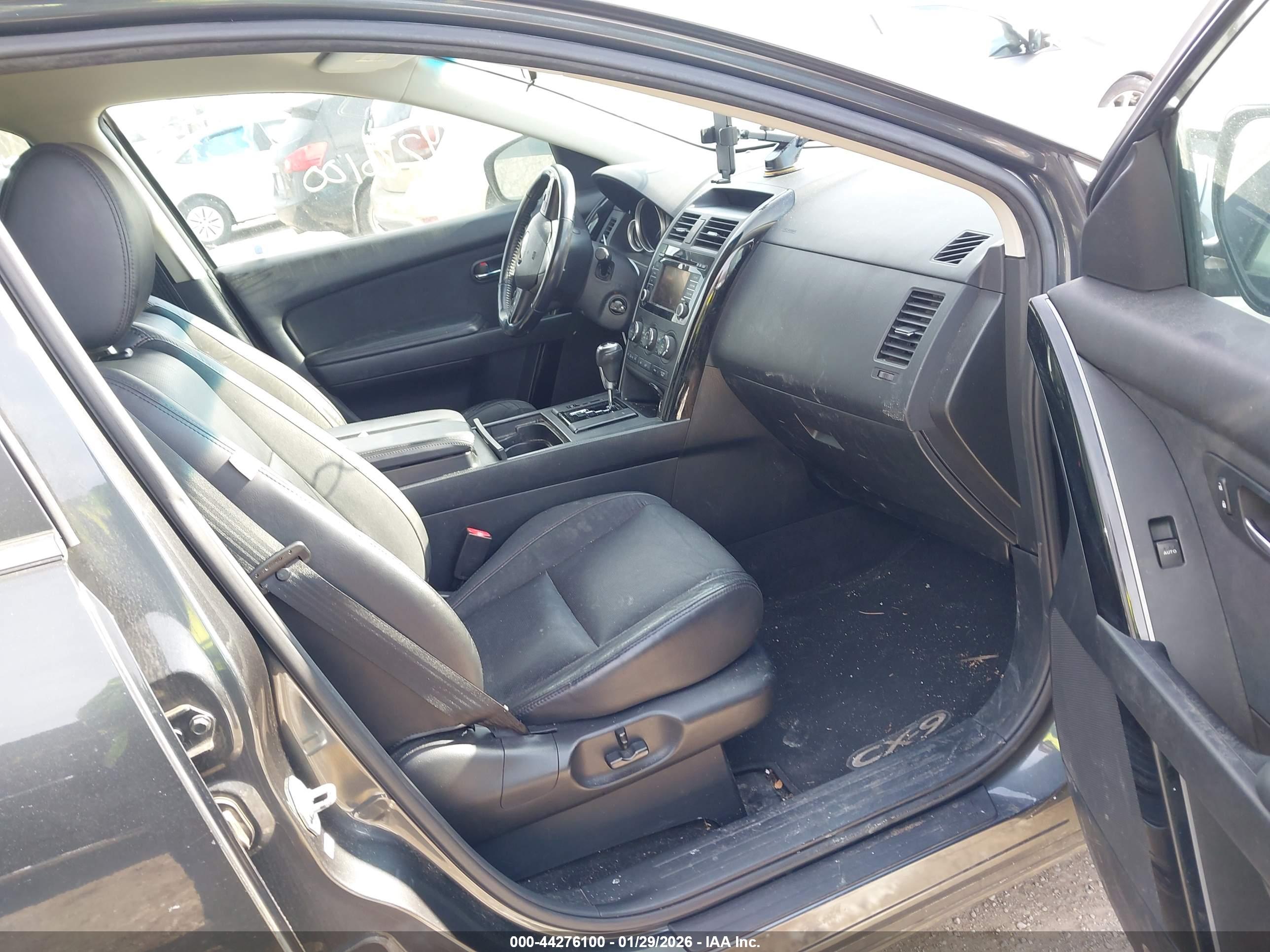 MAZDA CX-9 image 5