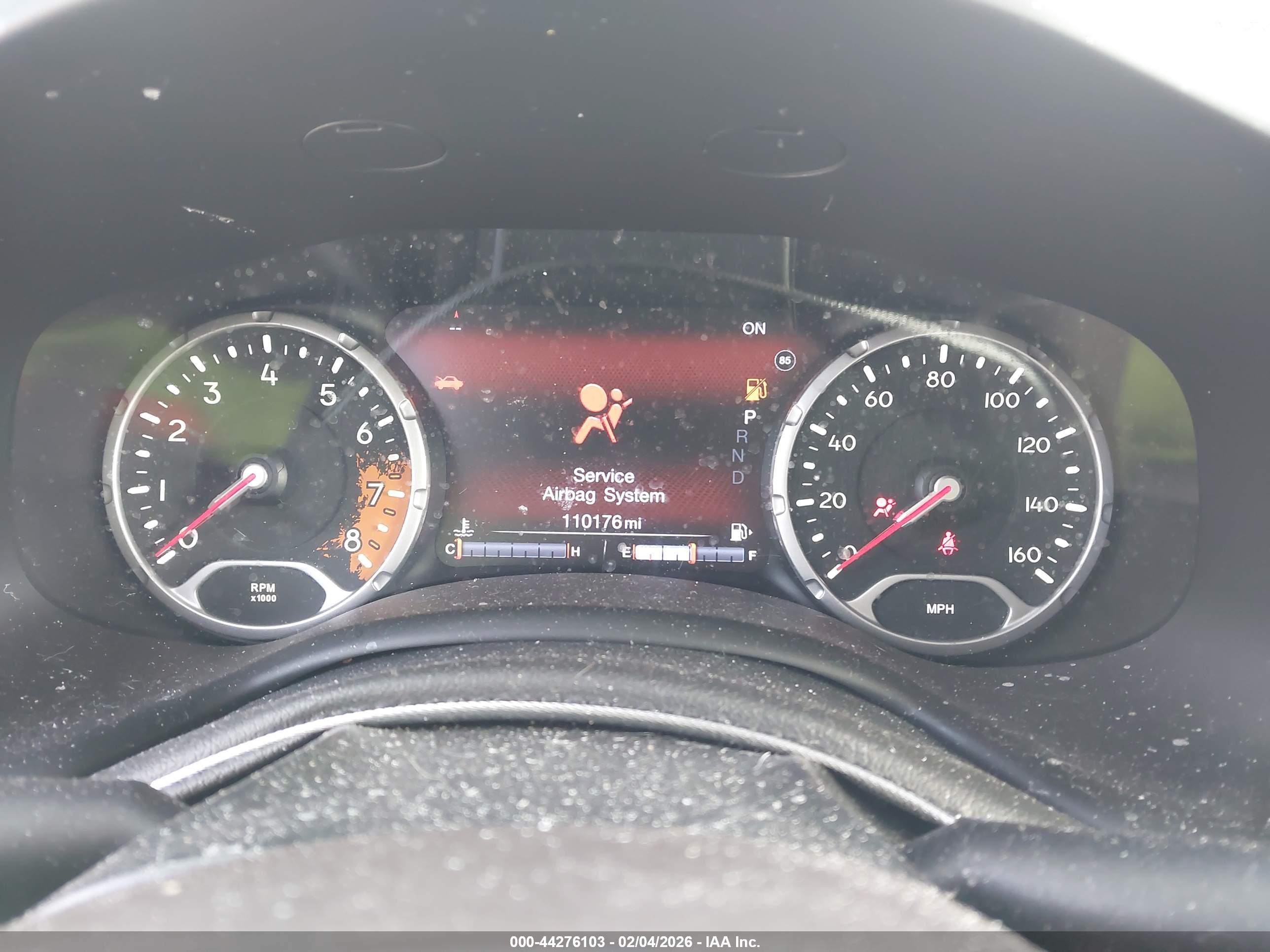 JEEP RENEGADE image 7