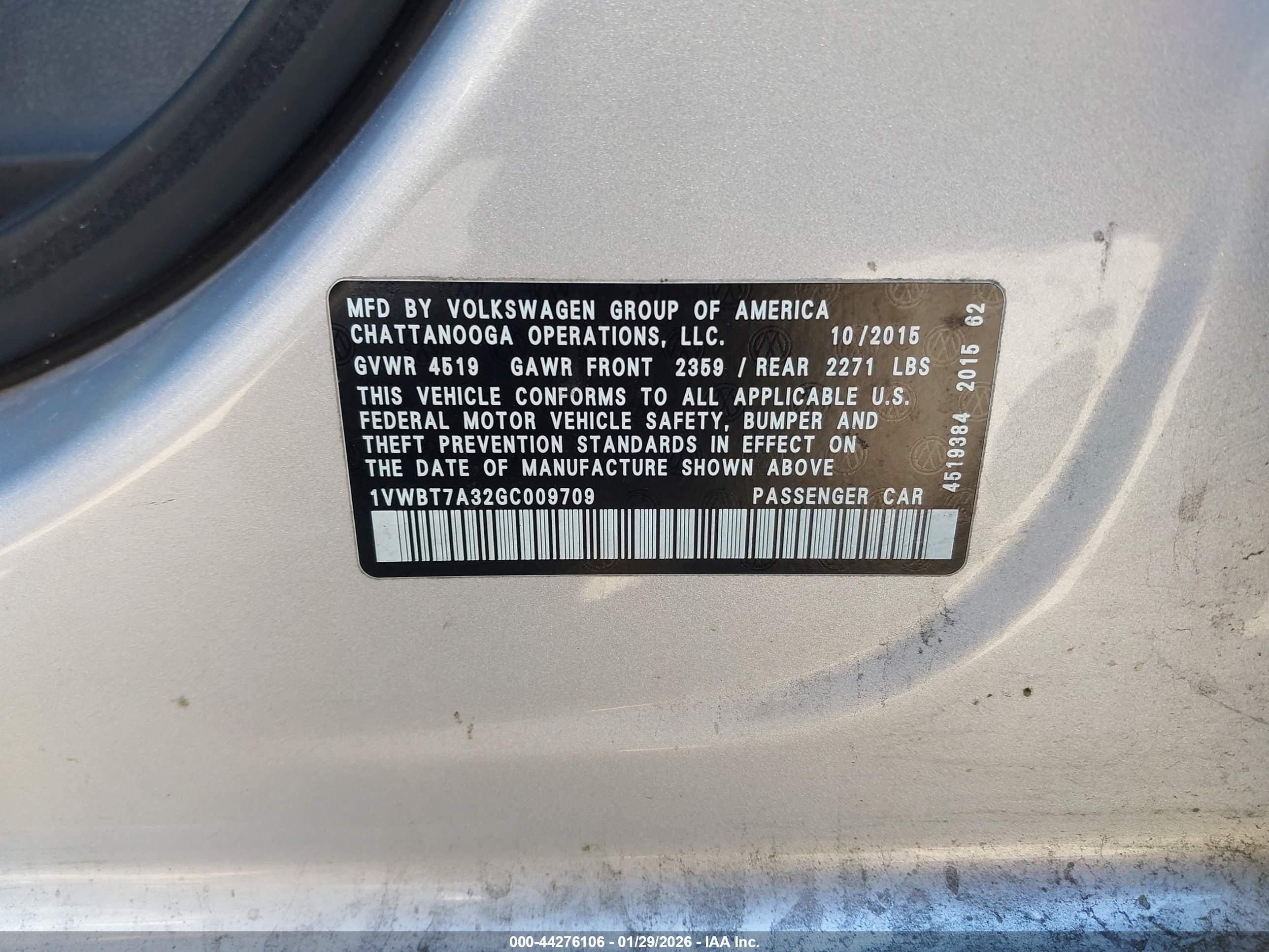 VOLKSWAGEN PASSAT image 9