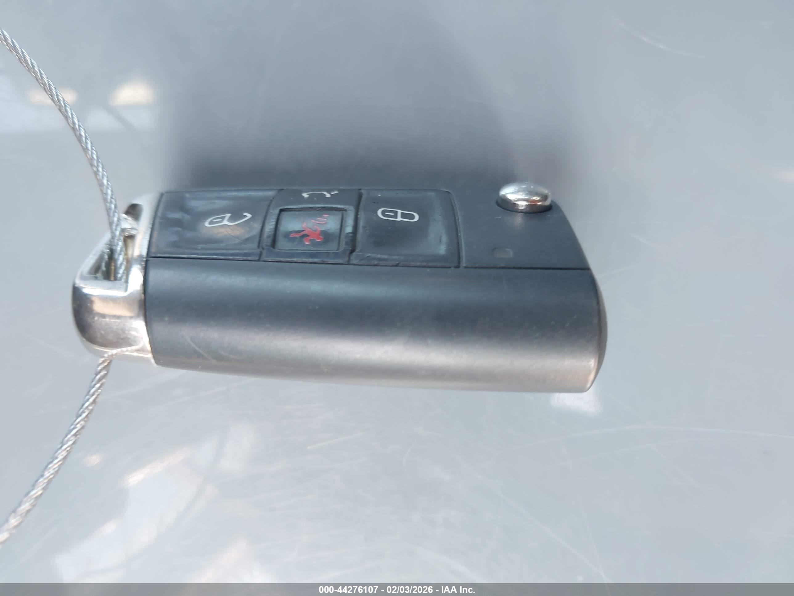 VOLKSWAGEN GOLF image 11