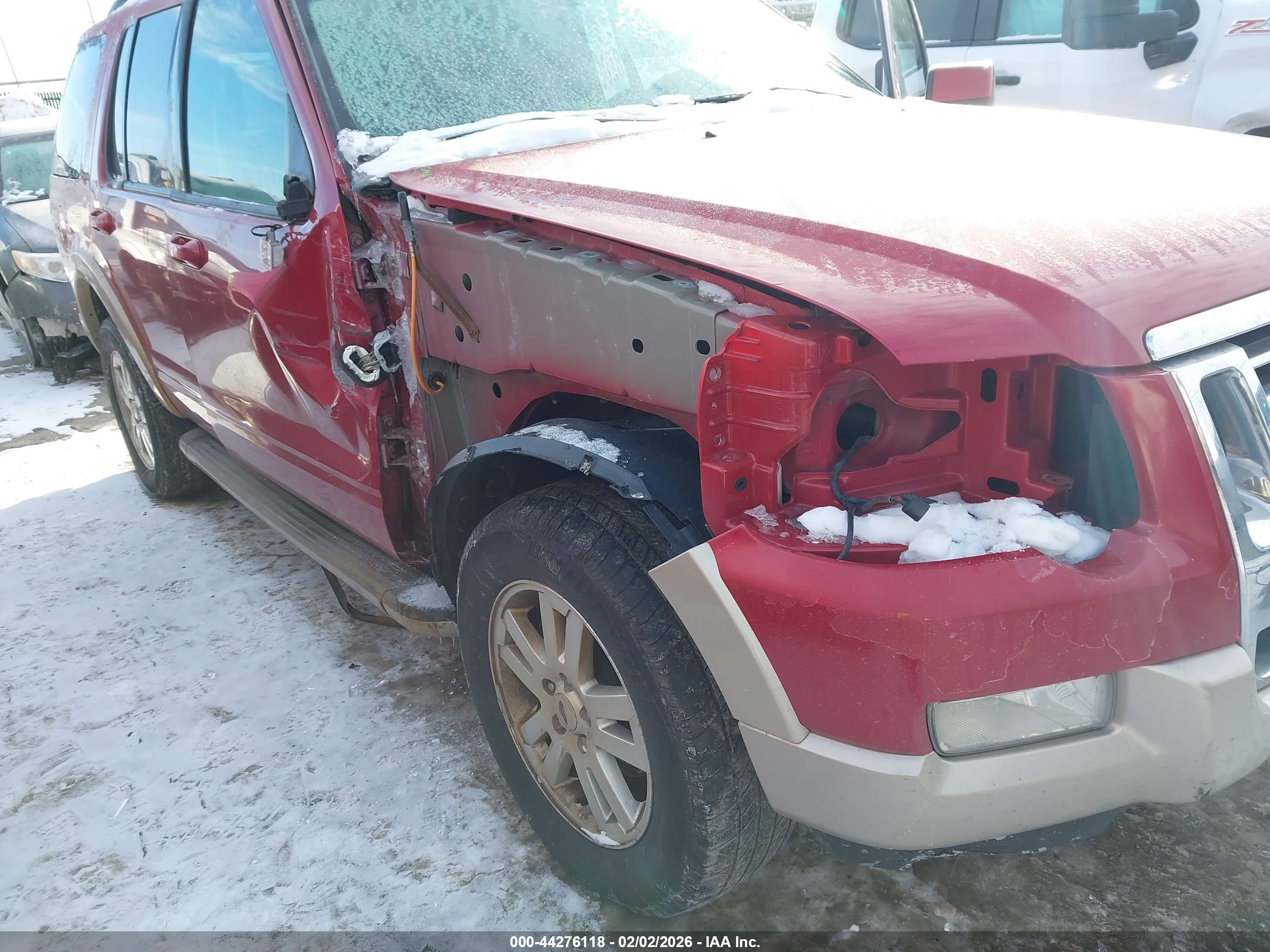 FORD EXPLORER image 6