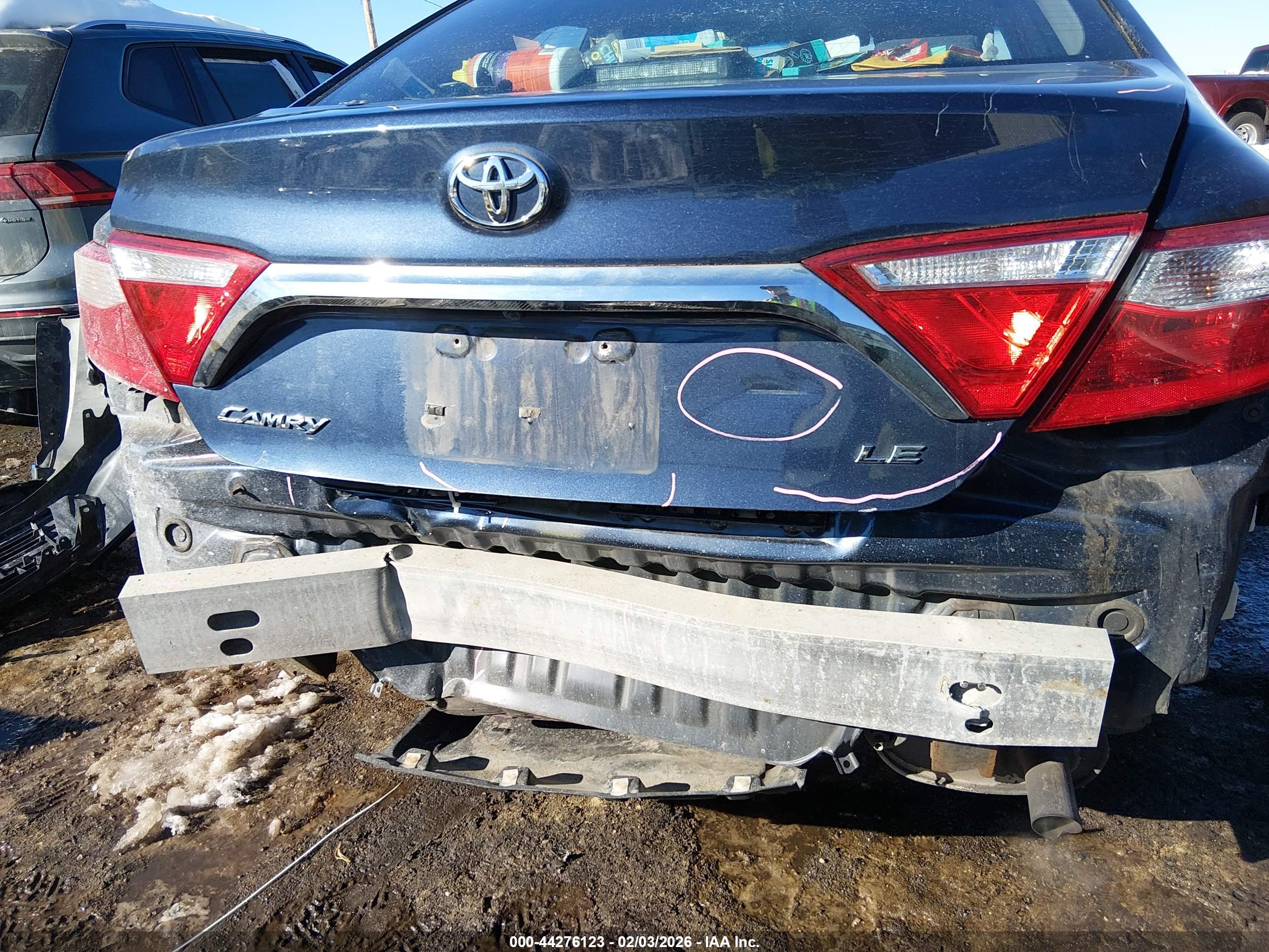 TOYOTA CAMRY image 6