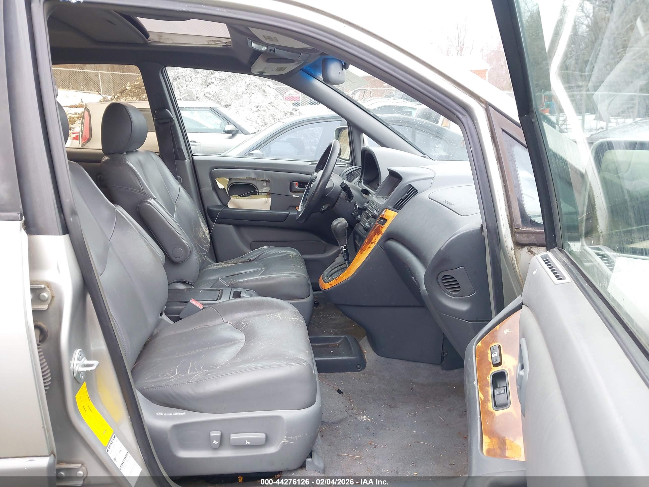 LEXUS RX image 5
