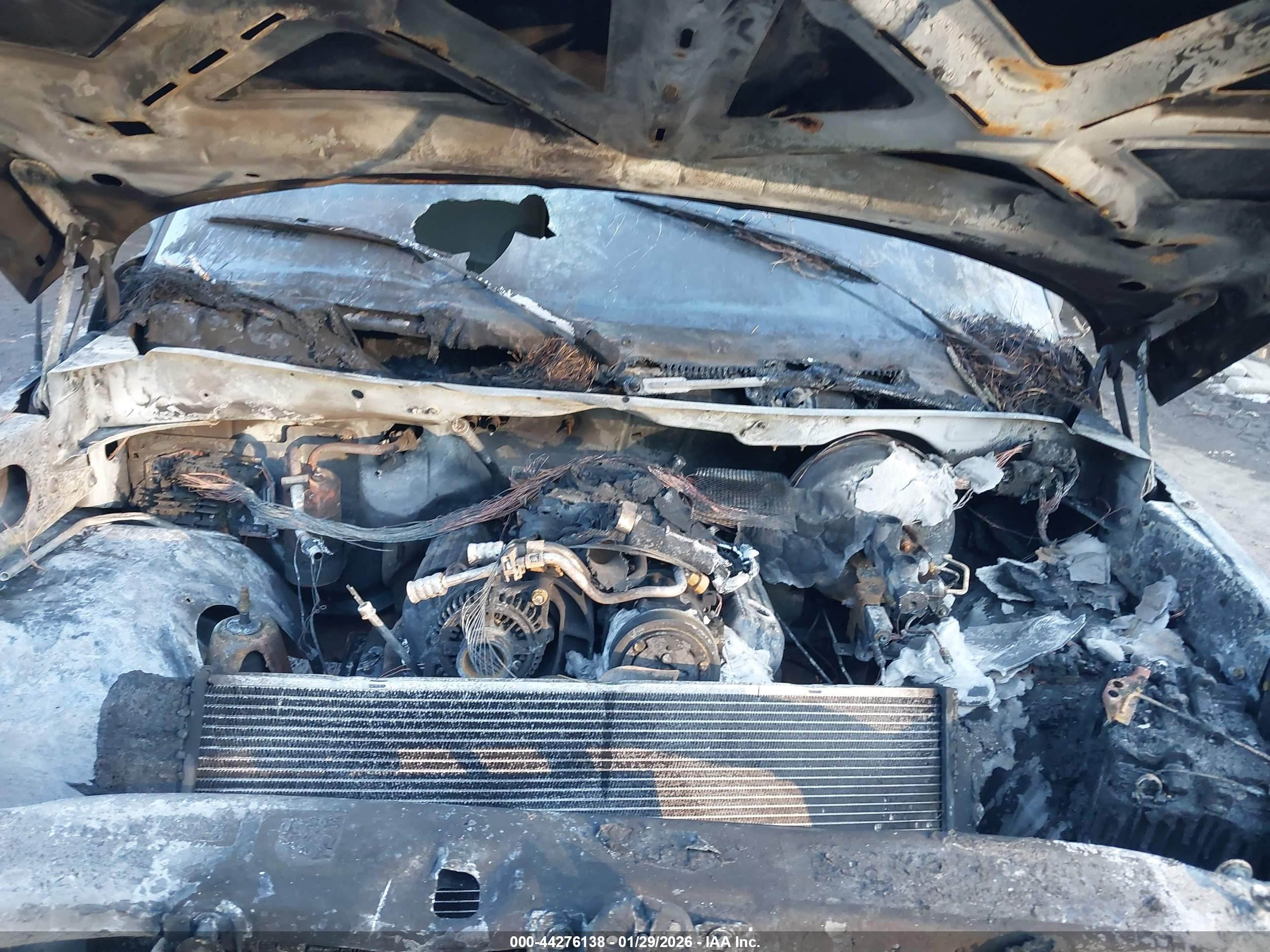 DODGE RAM image 6