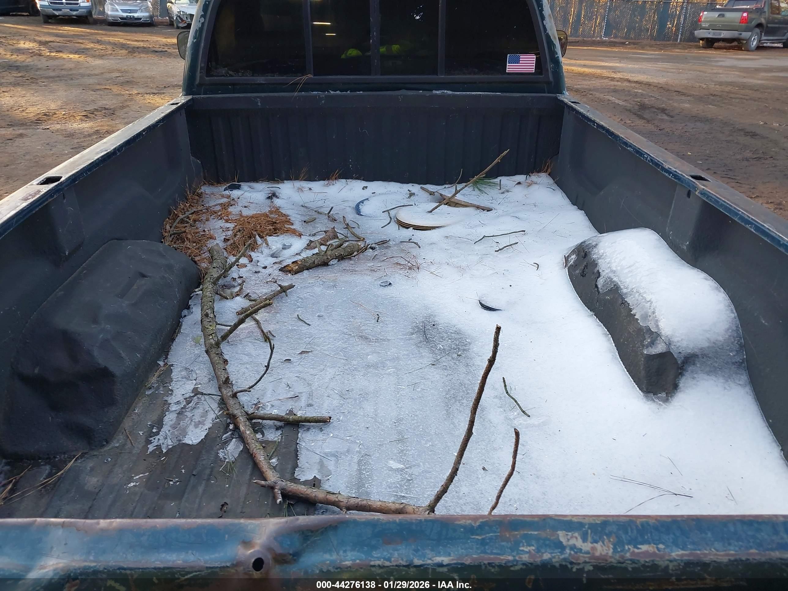 DODGE RAM image 8